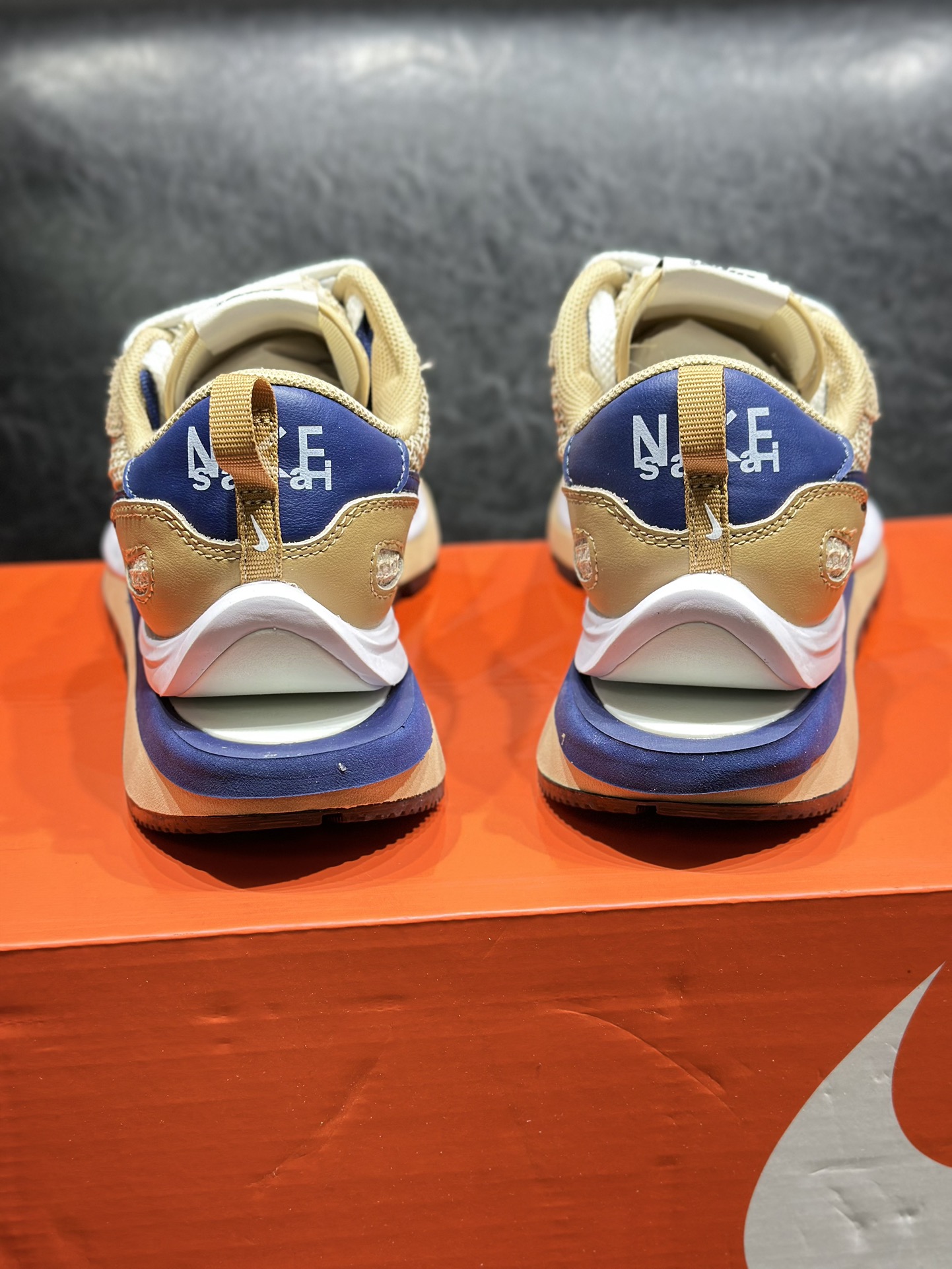 Nike Male Sneakers Shock Absorbing L-s