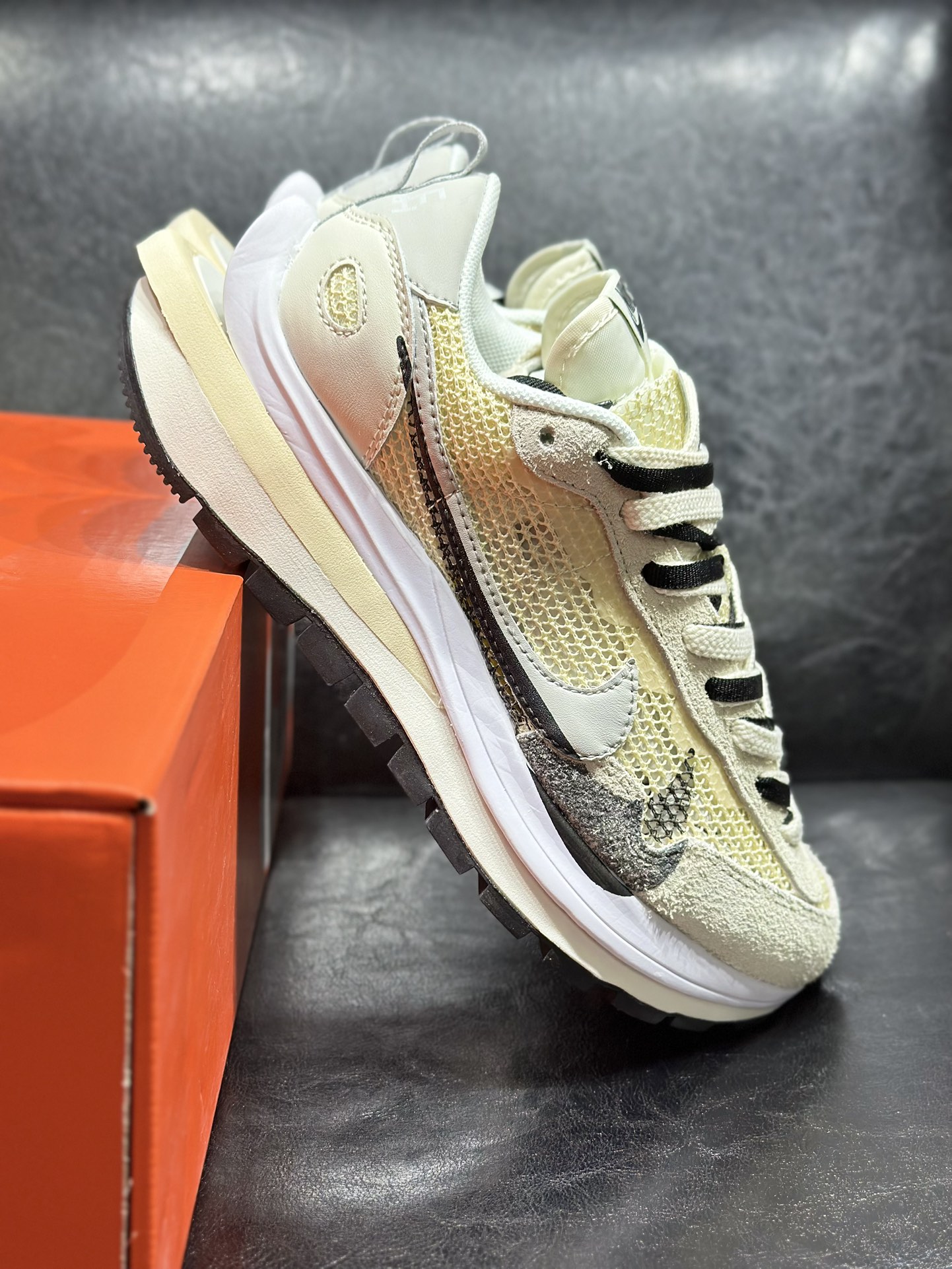 Nike Male Sneakers Shock Absorbing L-s