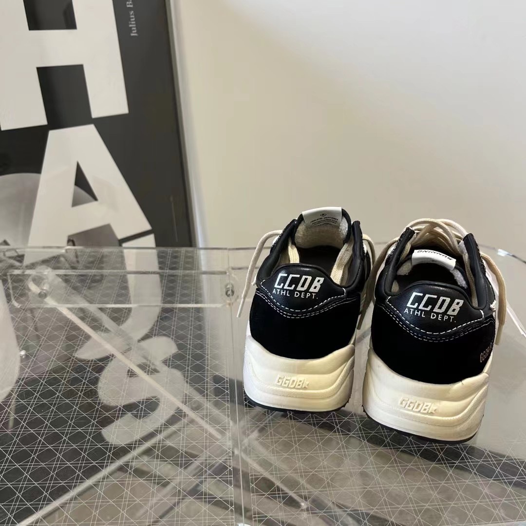 Golden Goose Female Sneakers Mesh Black L-s