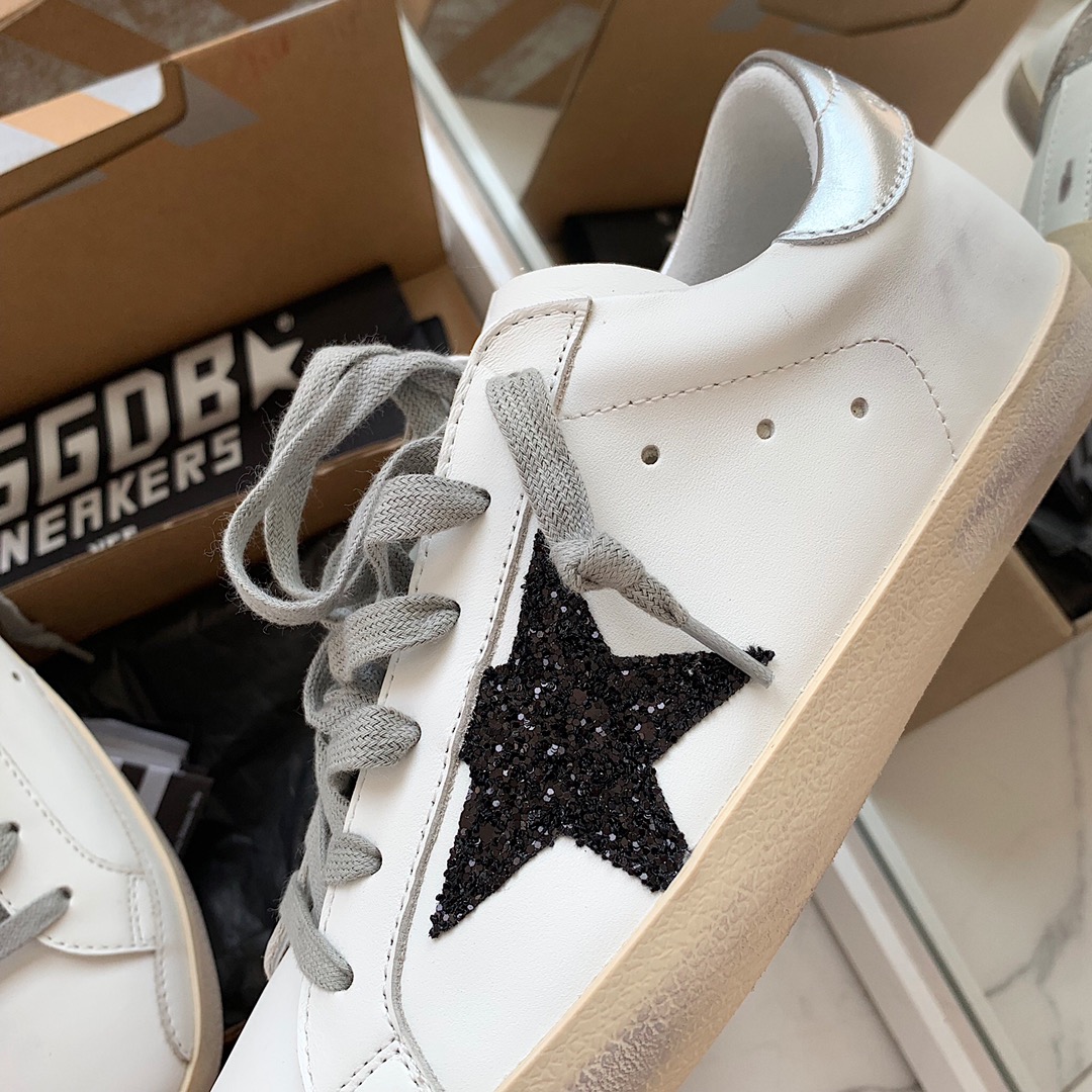 Golden Goose Male Basic Shoes M-l-s