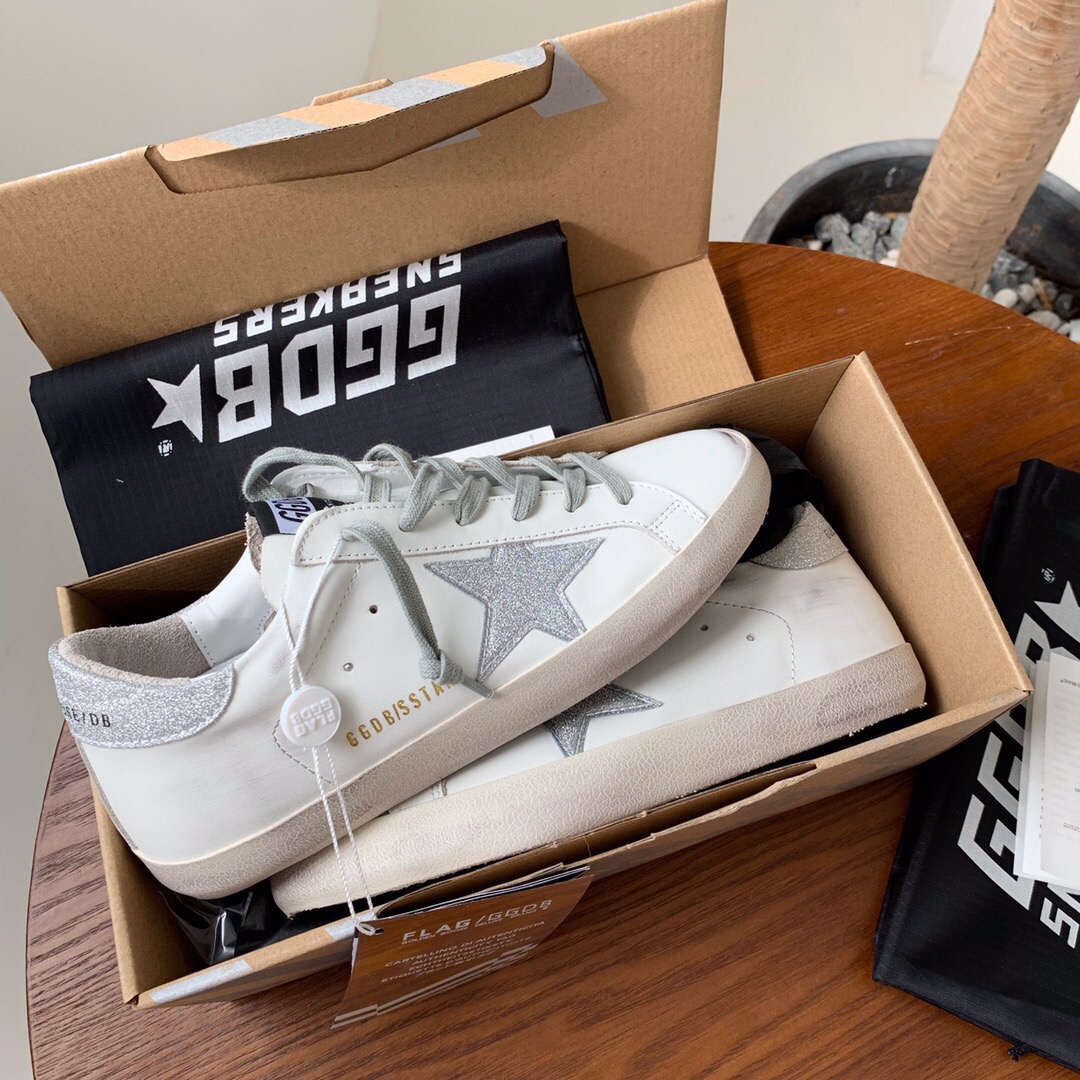 Golden Goose Male Basic Shoes M-l-s