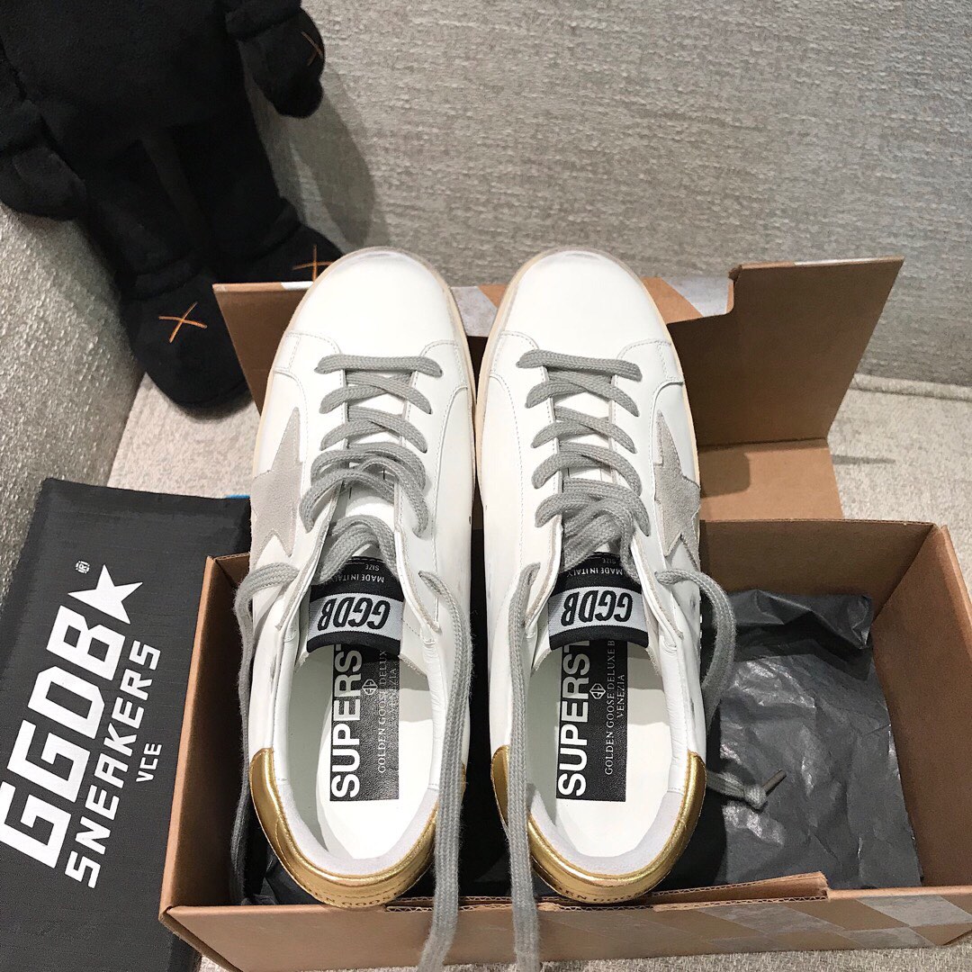 Golden Goose Male Basic Shoes M-l-s