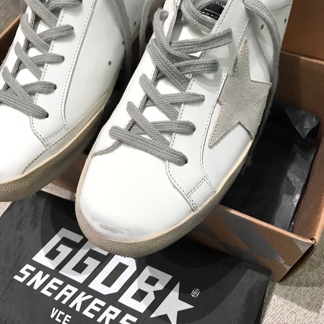 Golden Goose Male Basic Shoes M-l-s