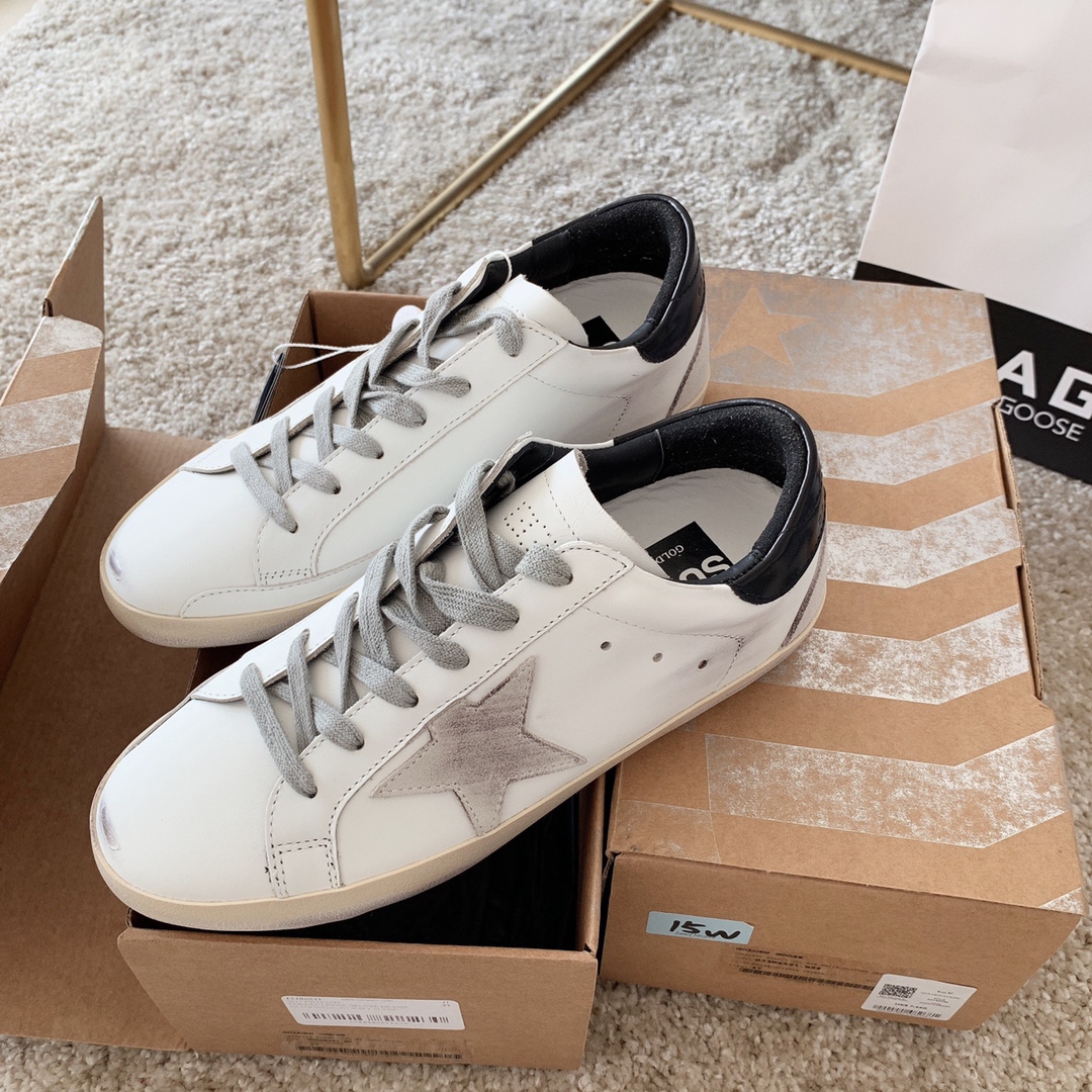 Golden Goose Male Basic Shoes M-l-s