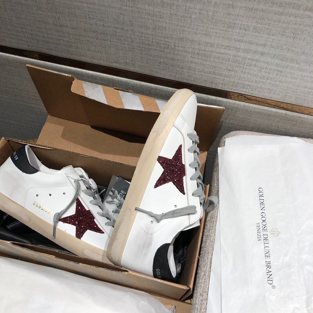 Golden Goose Male Basic Shoes M-l-s