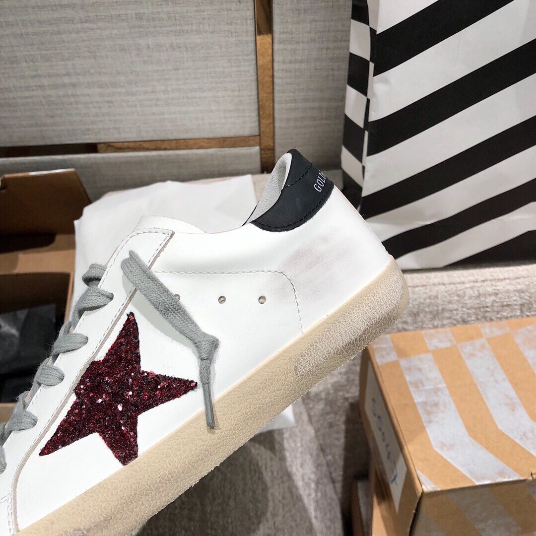 Golden Goose Male Basic Shoes M-l-s