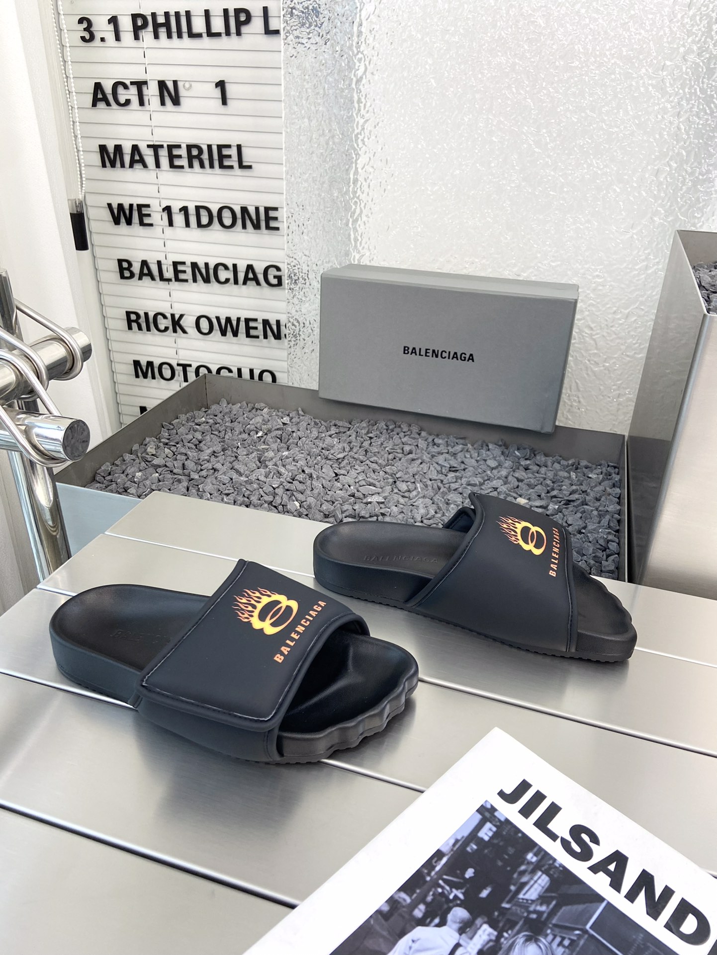 Male Slippers M-l-s