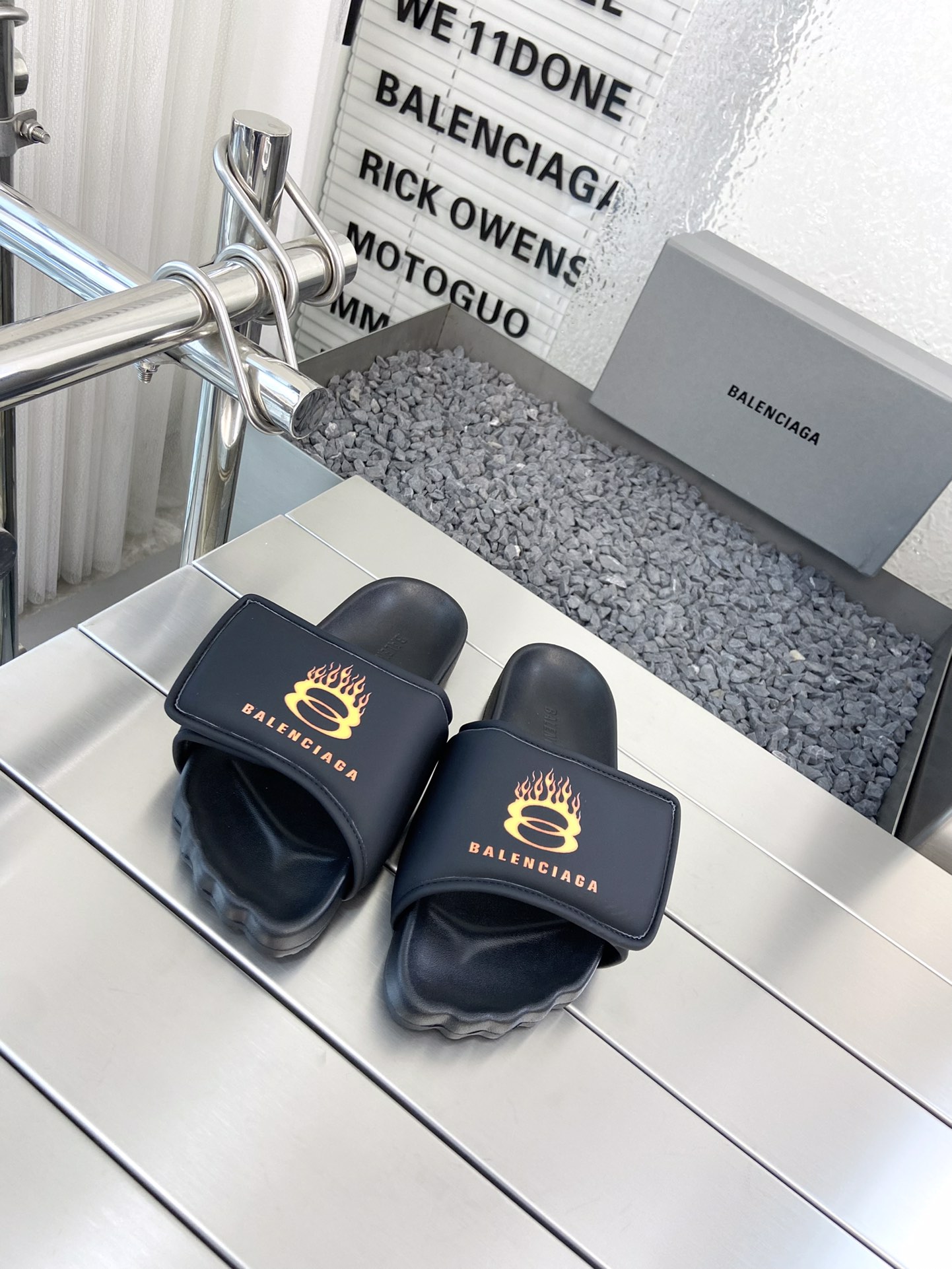 Male Slippers M-l-s
