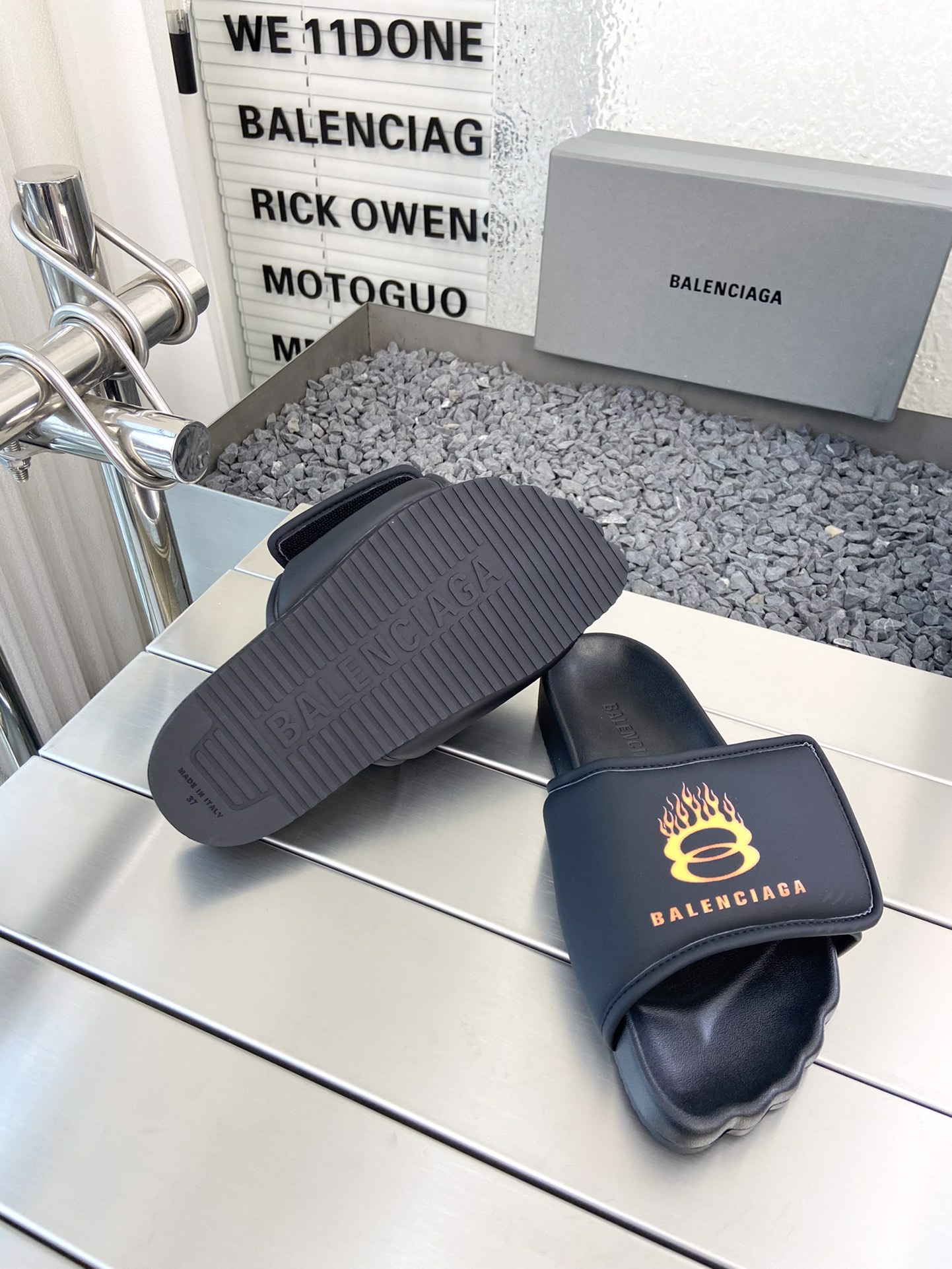 Male Slippers M-l-s