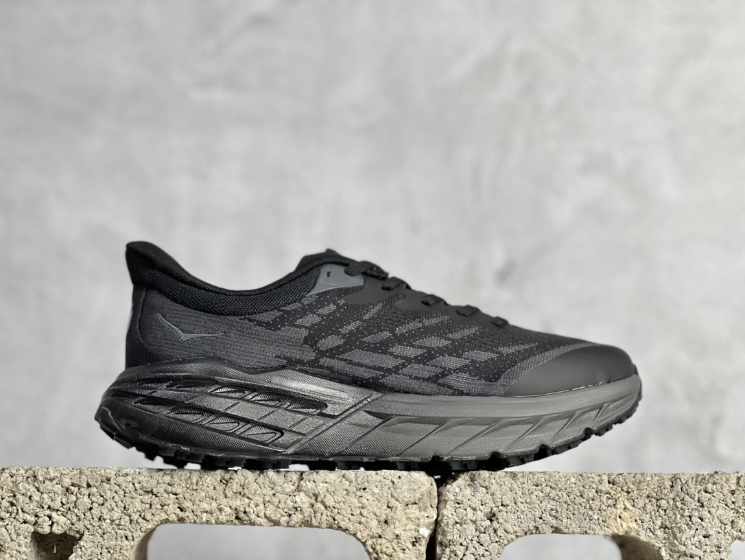 Basic Shoes Breathable L-s