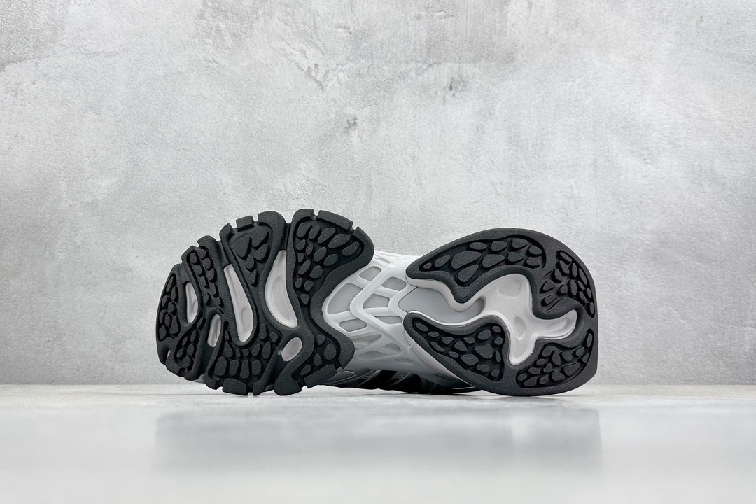 Adidas Basic Shoes L-xl