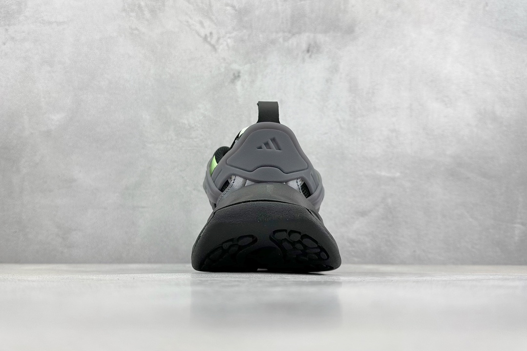 Adidas Basic Shoes L-xl