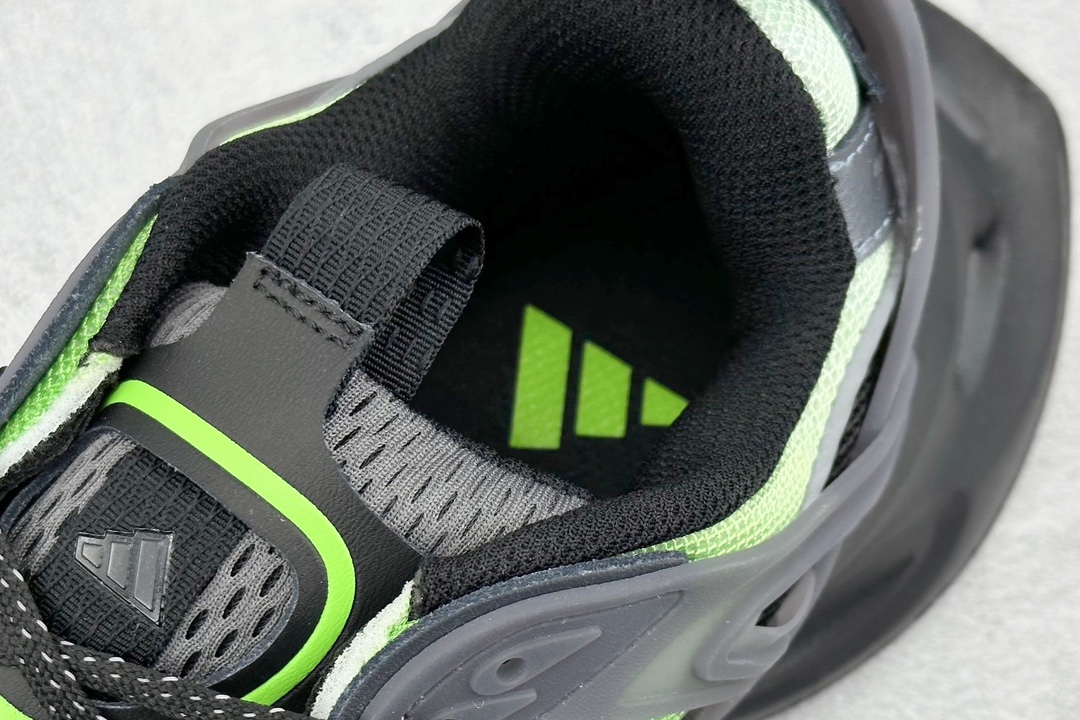 Adidas Basic Shoes L-xl
