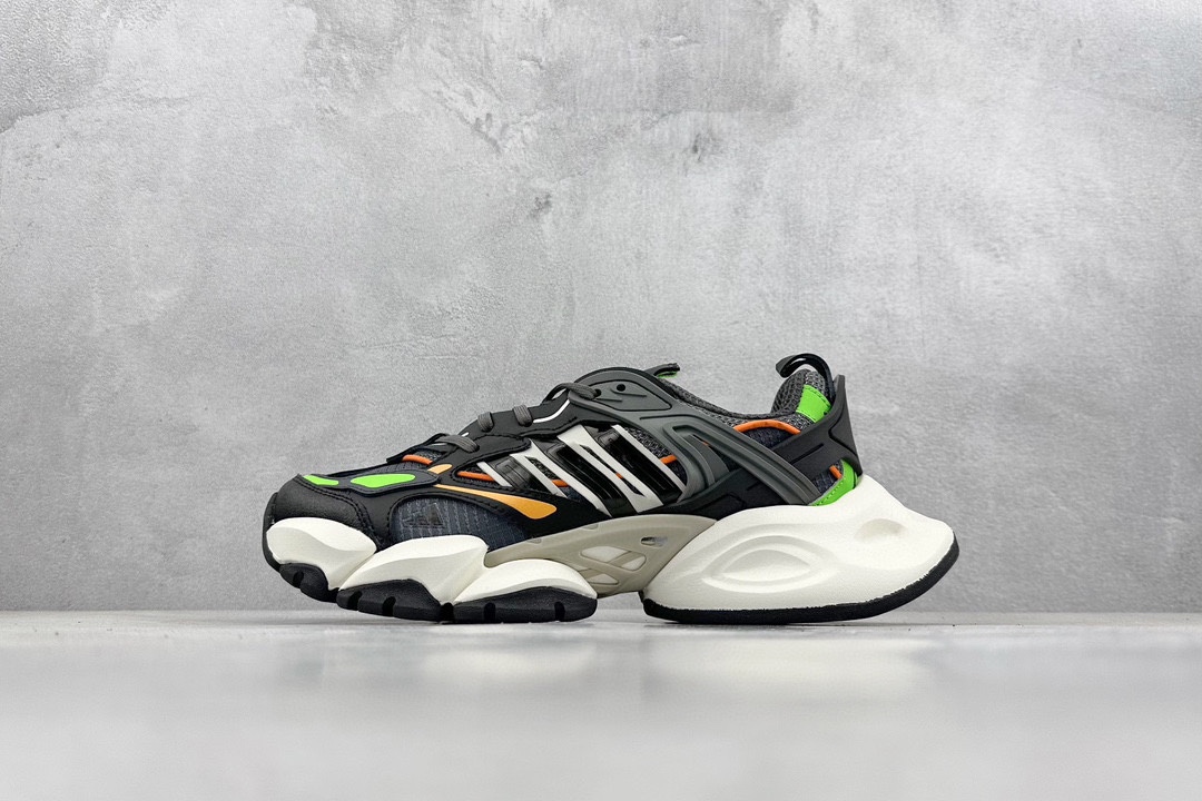 Adidas Basic Shoes L-xl