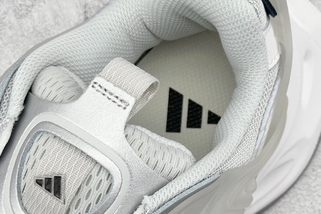 Adidas Basic Shoes L-xl