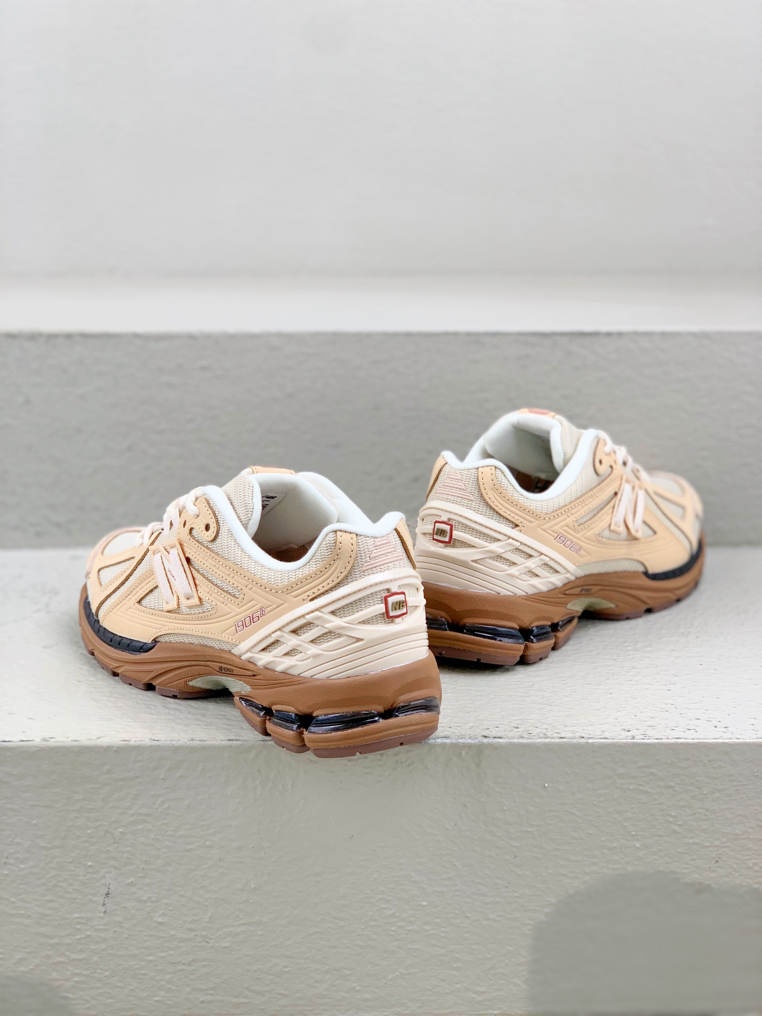 New Balance Male Running Shoes Red Breathable M-l-s