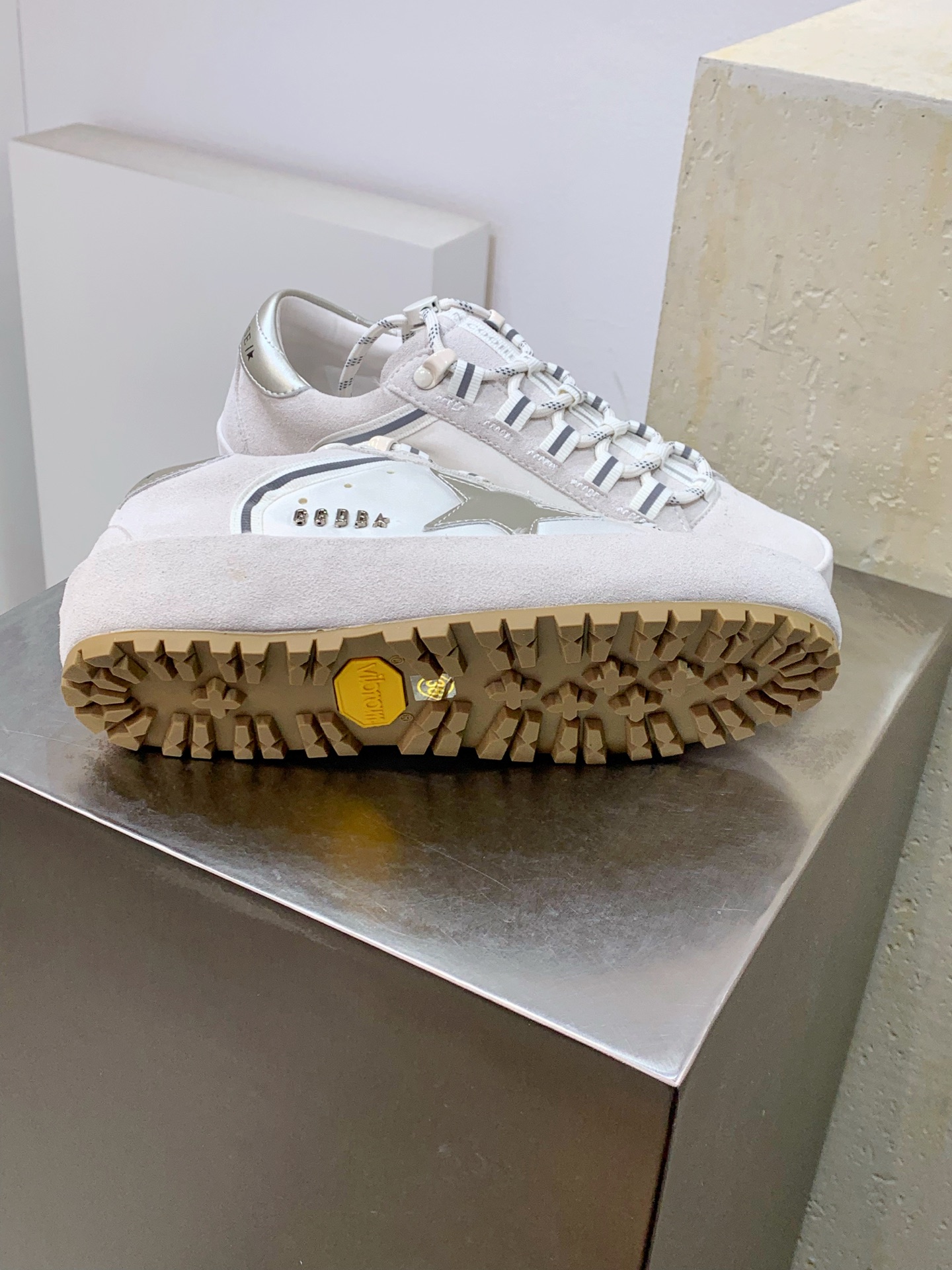 Golden Goose Male Sneakers L-s