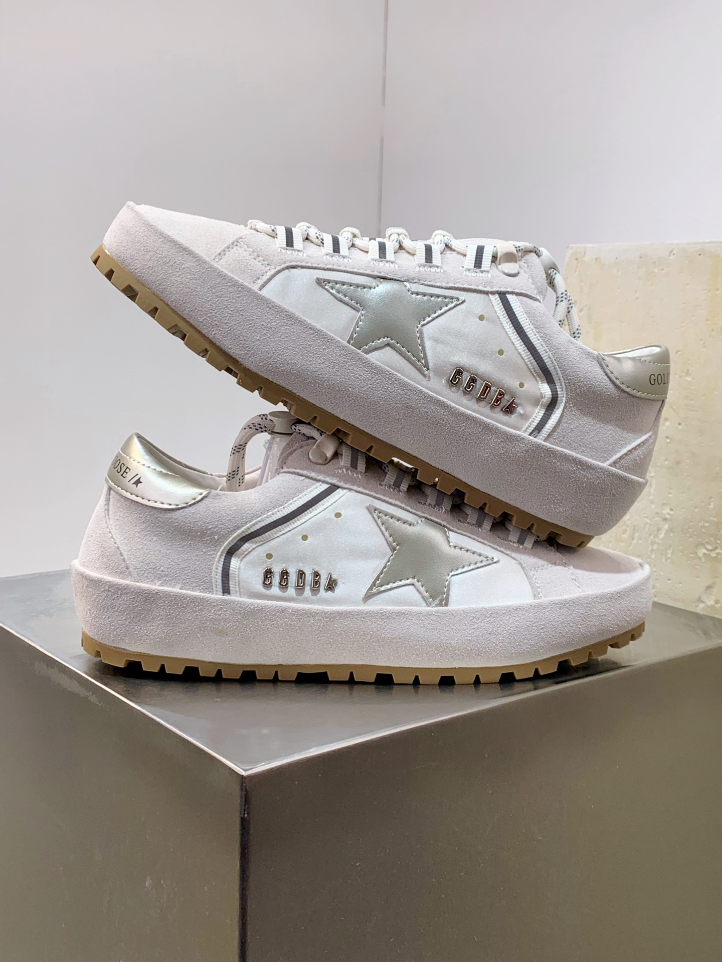 Golden Goose Male Sneakers L-s