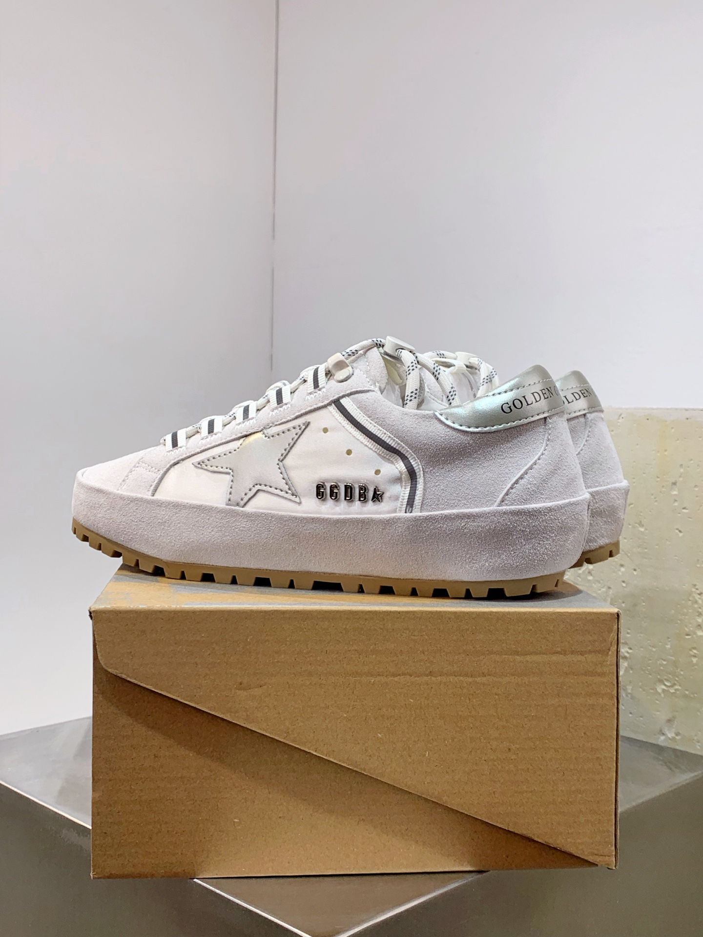 Golden Goose Male Sneakers L-s