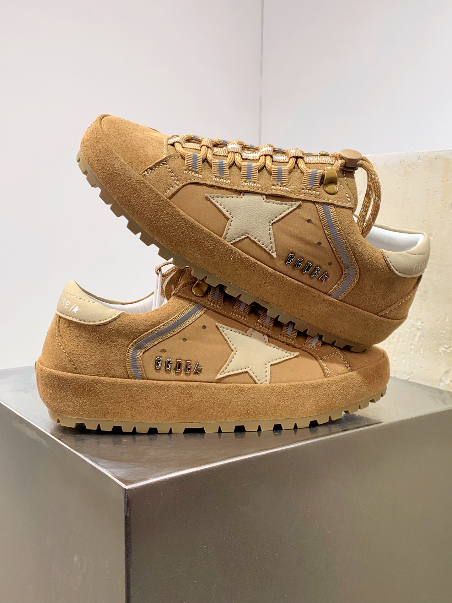 Golden Goose Male Sneakers L-s