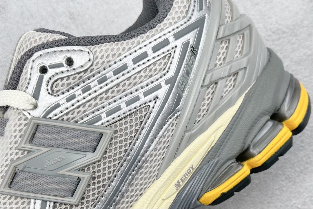 New Balance Running Shoes M-l