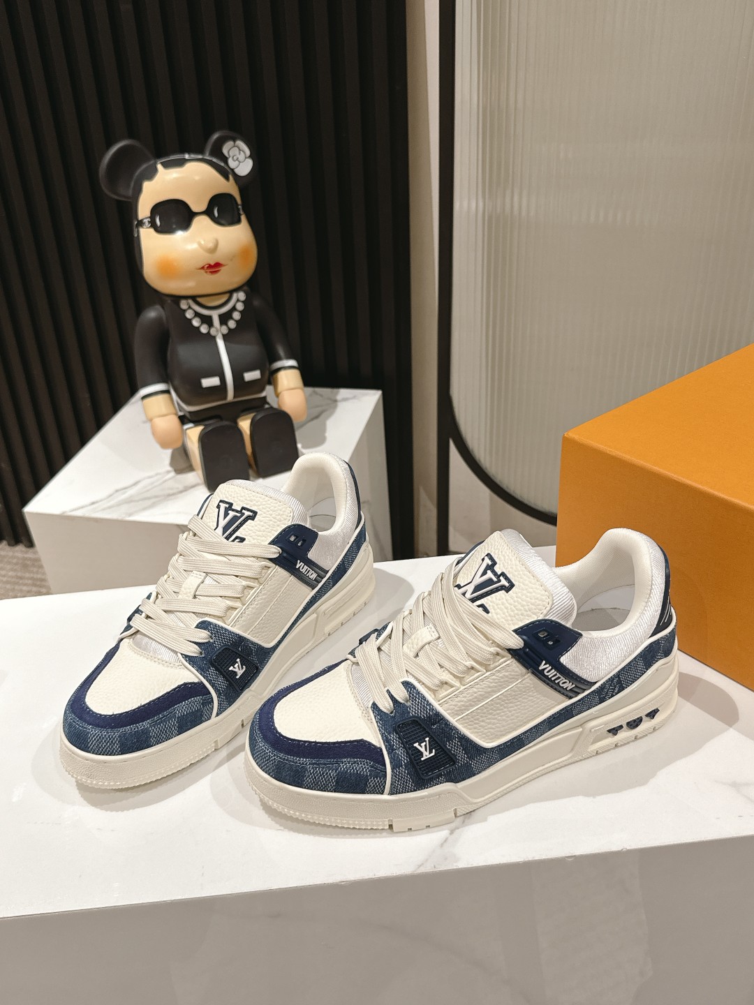 Louis Vuitton Male Board Shoes Mesh M-l