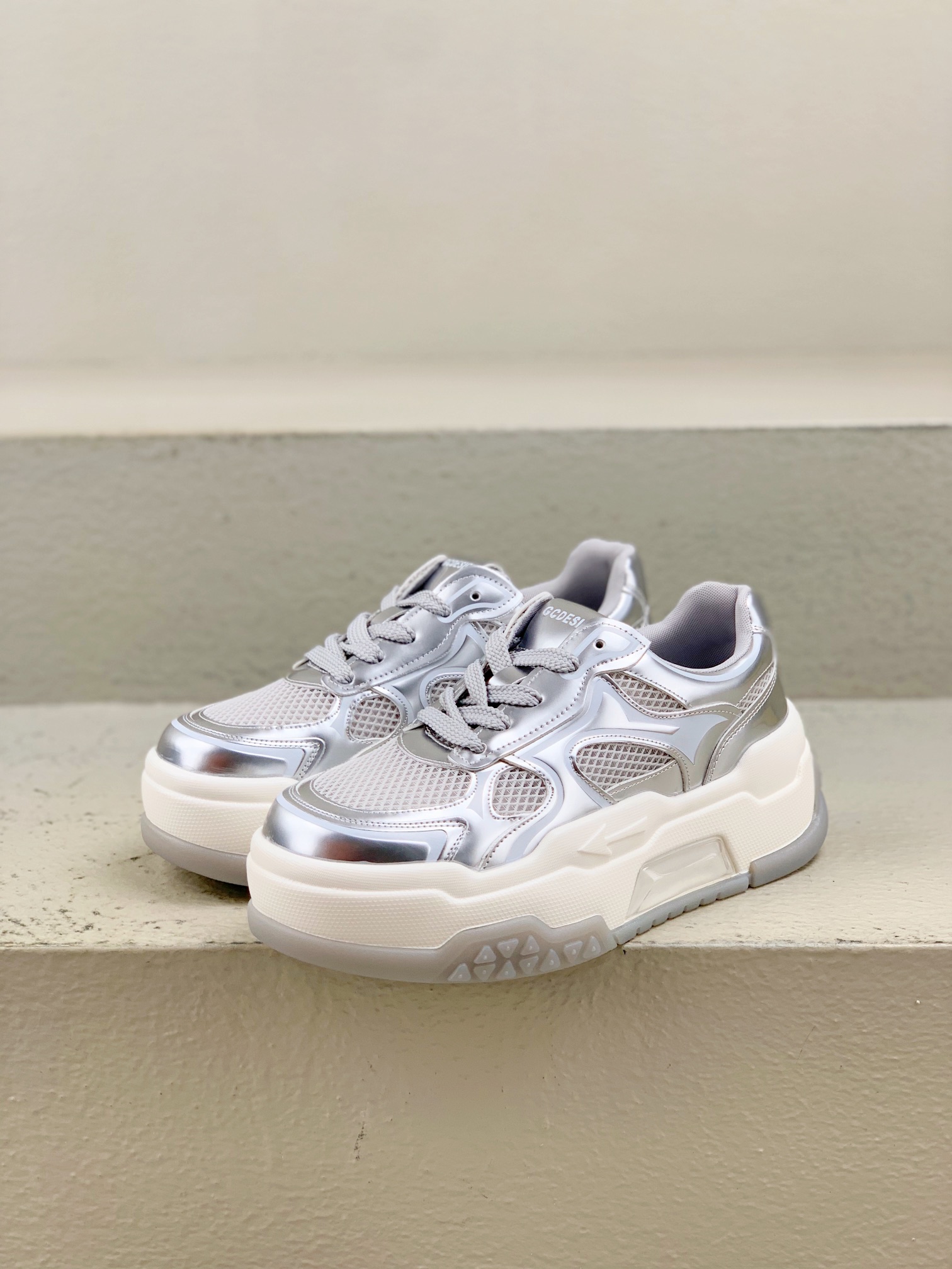 Nike Female Sneakers M-l