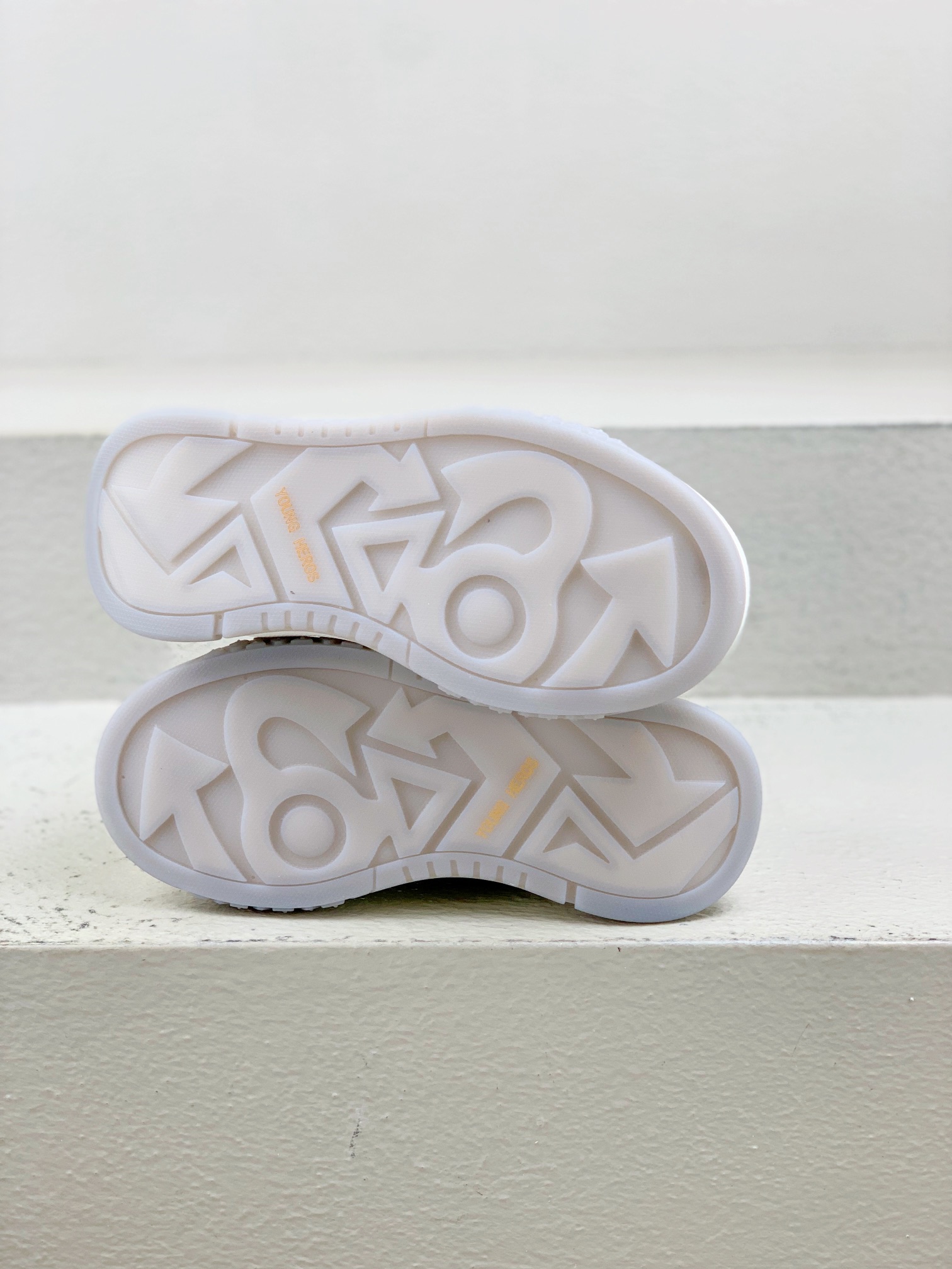 Nike Female Sneakers M-l