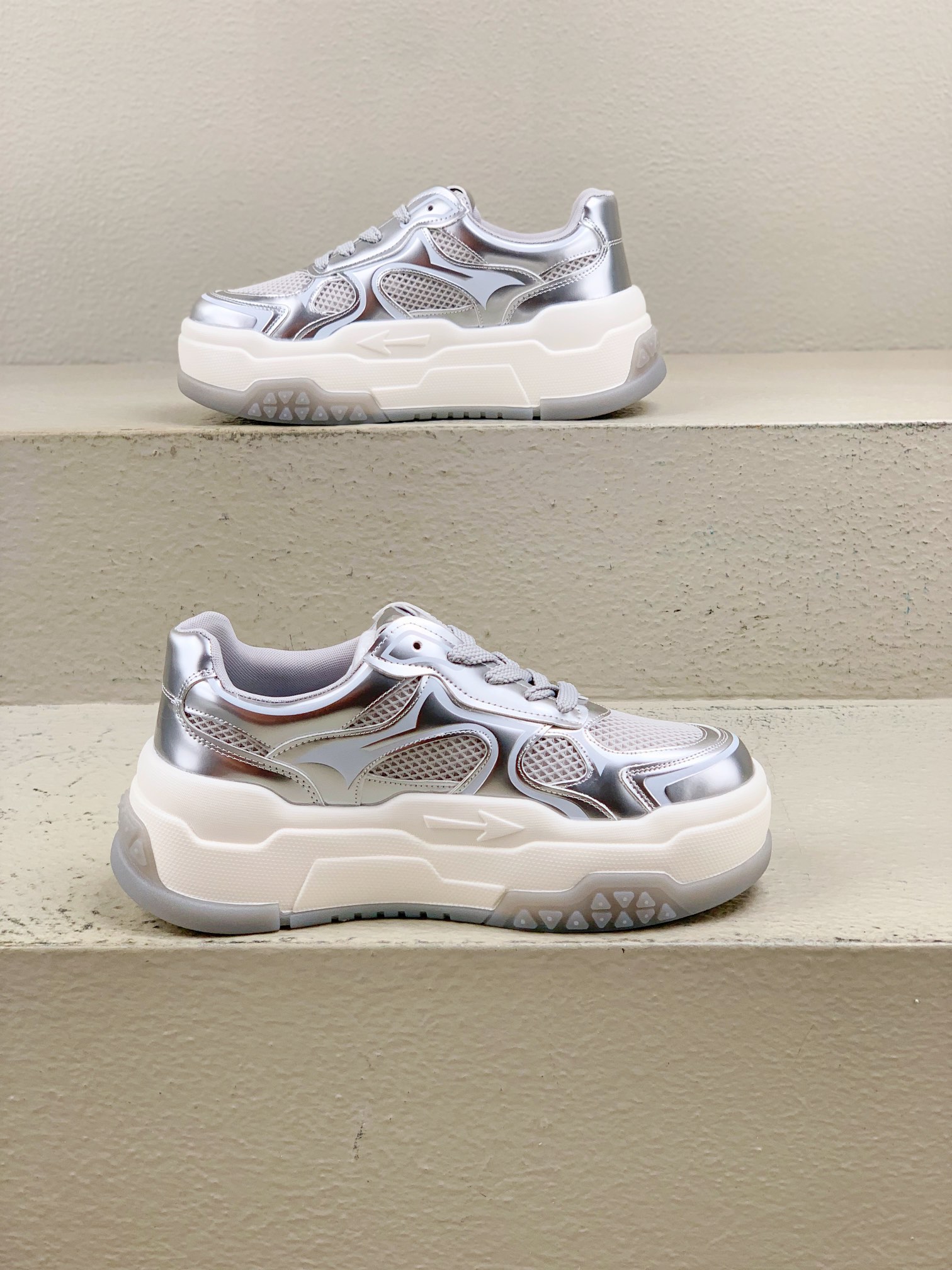 Nike Female Sneakers M-l