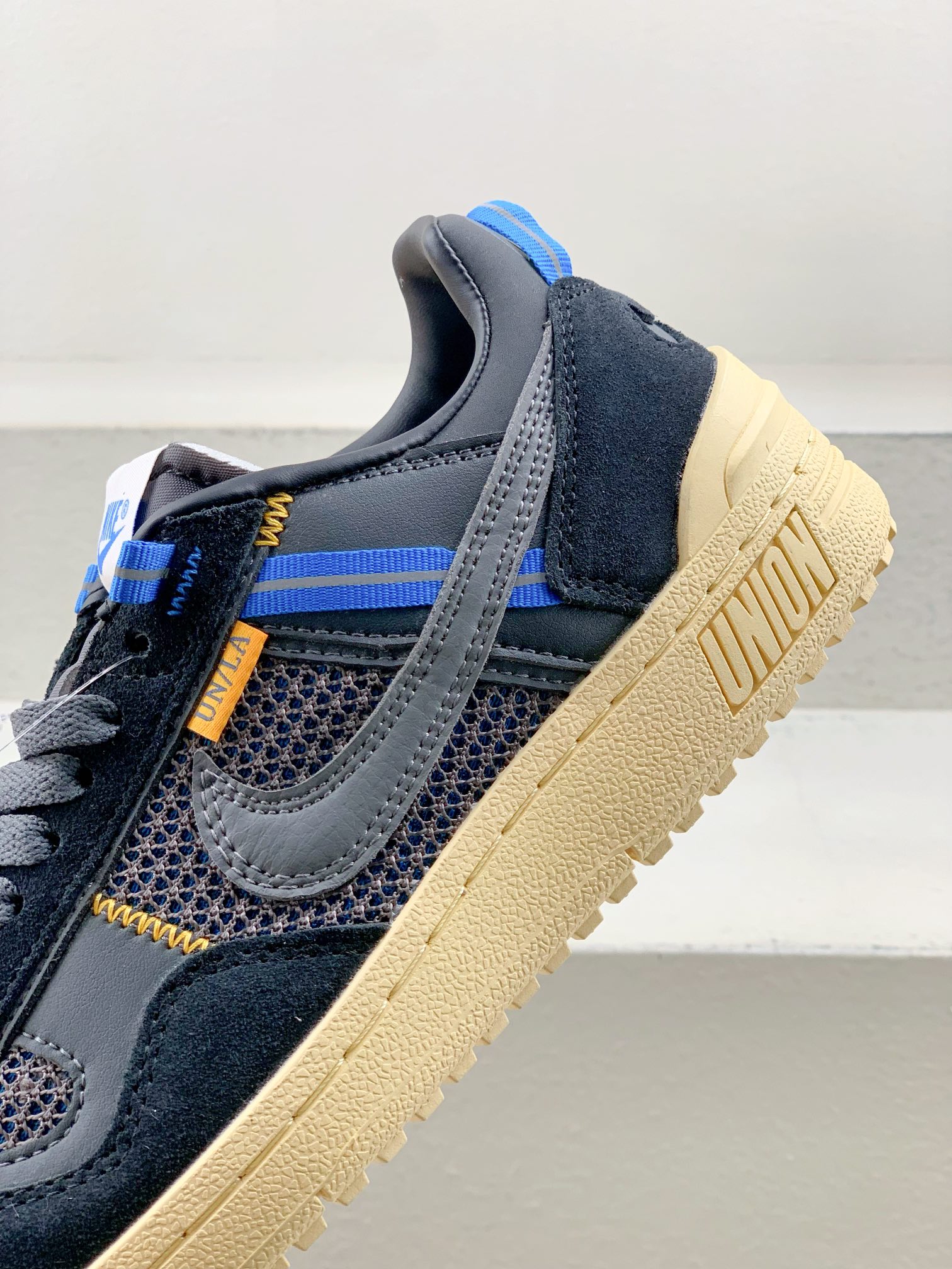 Nike Male Board Shoes Mesh Brown M-l