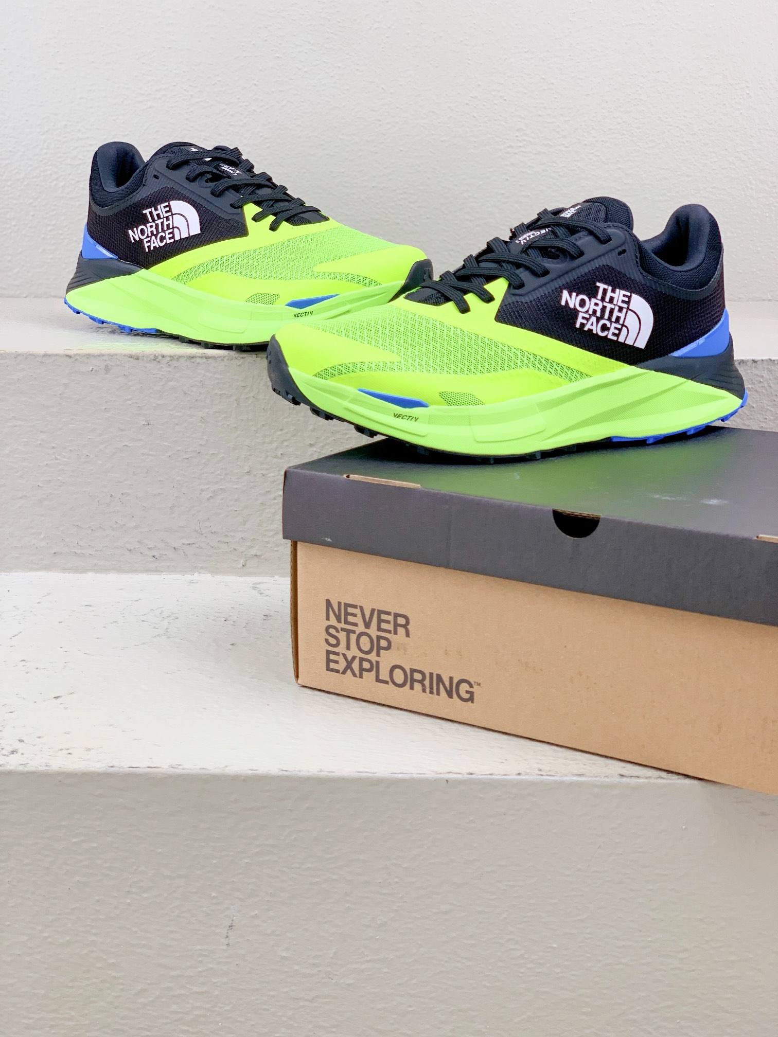 The North Face Male Running Shoes Breathable S