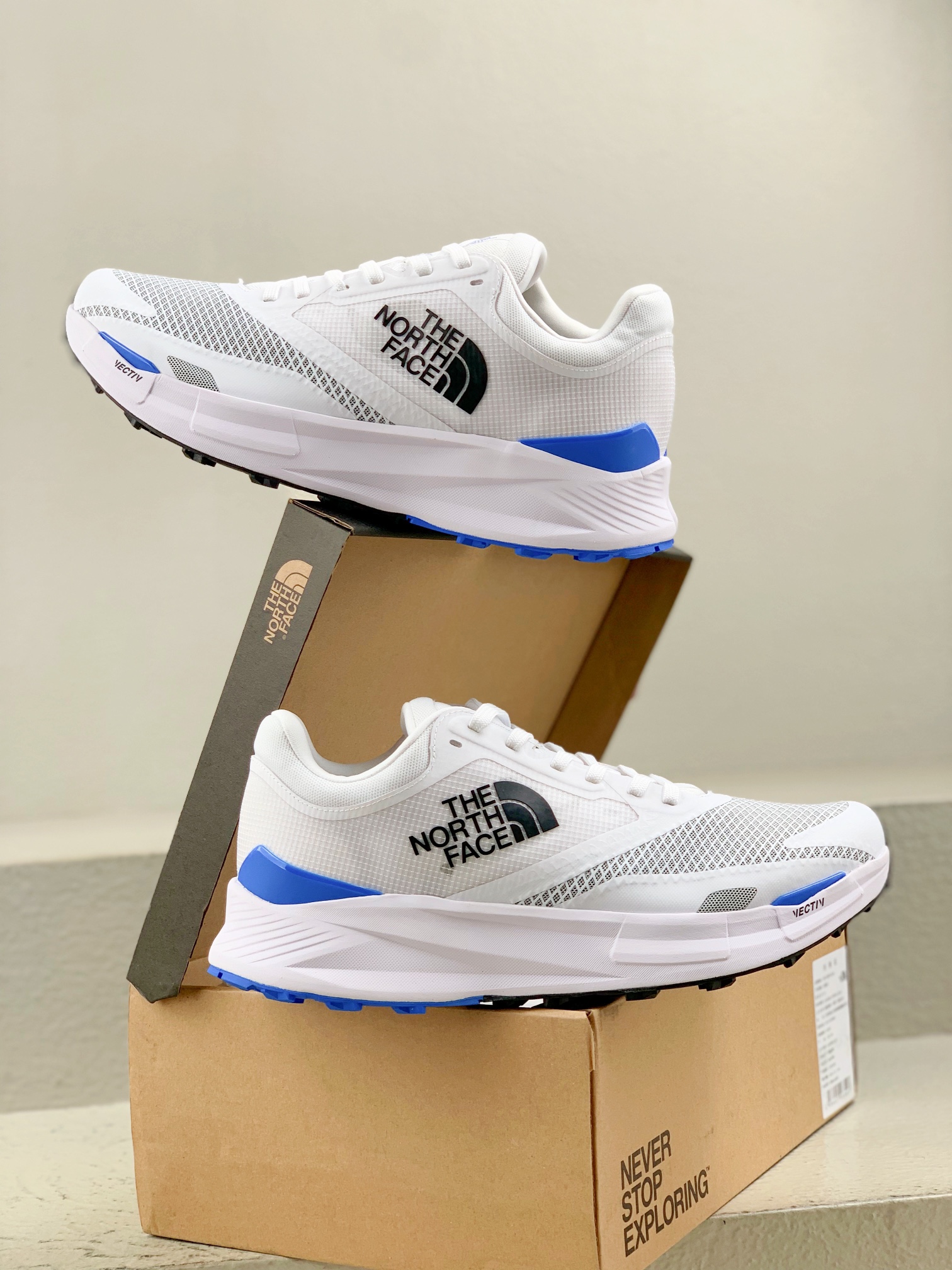 The North Face Male Running Shoes Breathable S