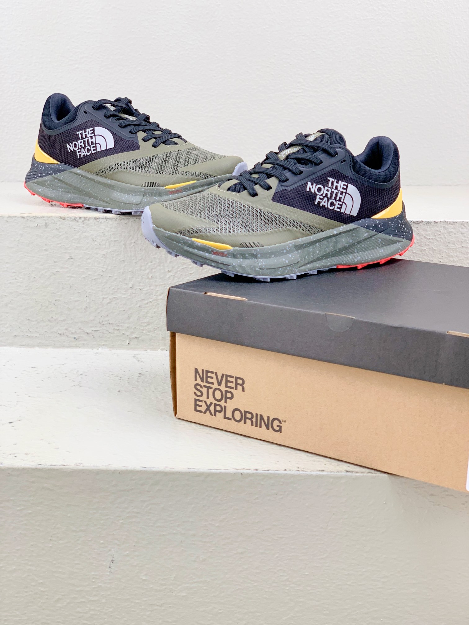 The North Face Male Running Shoes Breathable S