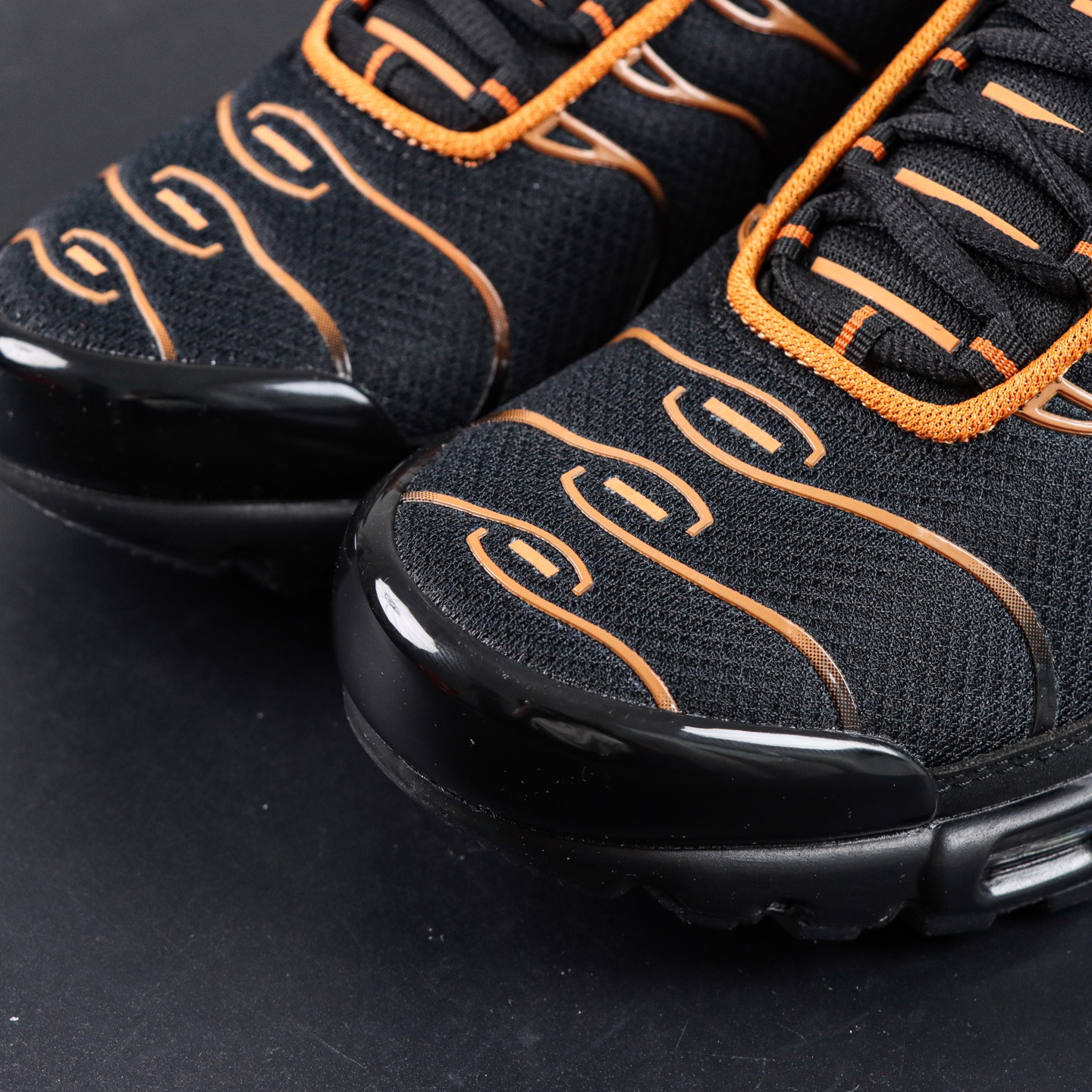 Basic Shoes M-l-s