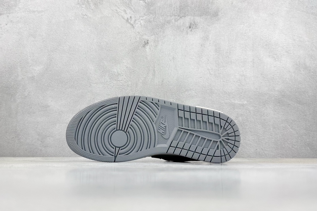 Jordan Nike Basic Shoes S