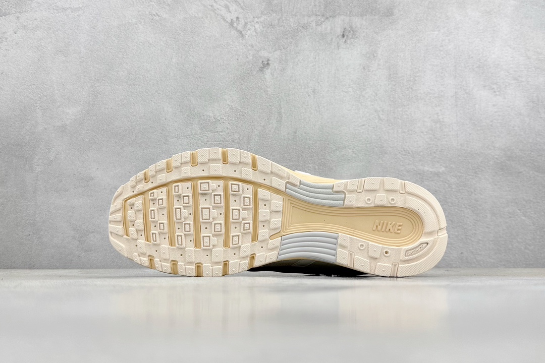 Nike Running Shoes Breathable S