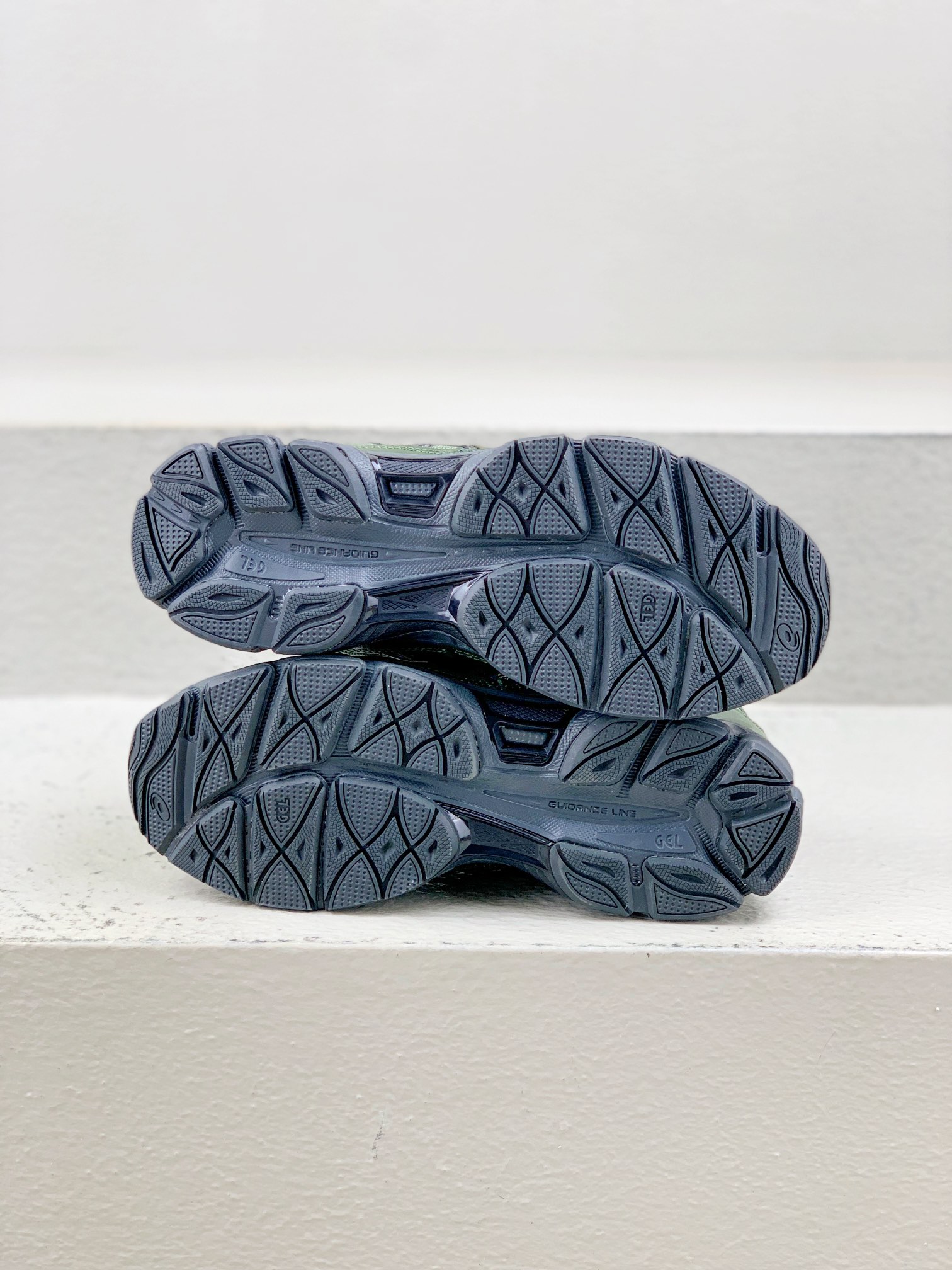 Asics Male Running Shoes Black M-l-s