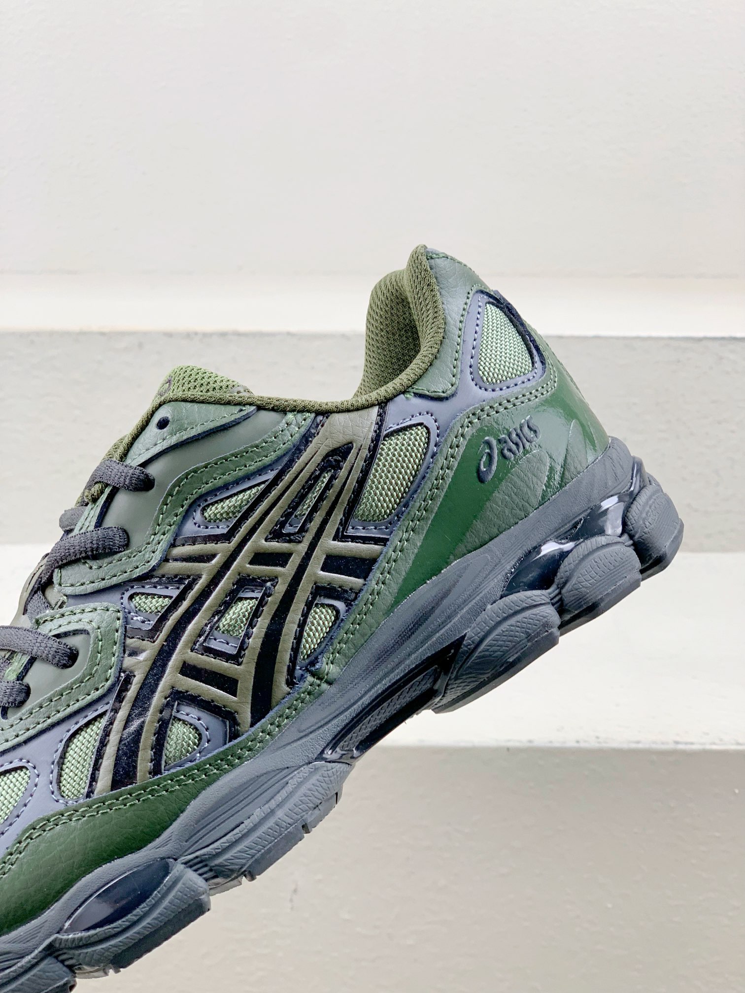 Asics Male Running Shoes Black M-l-s