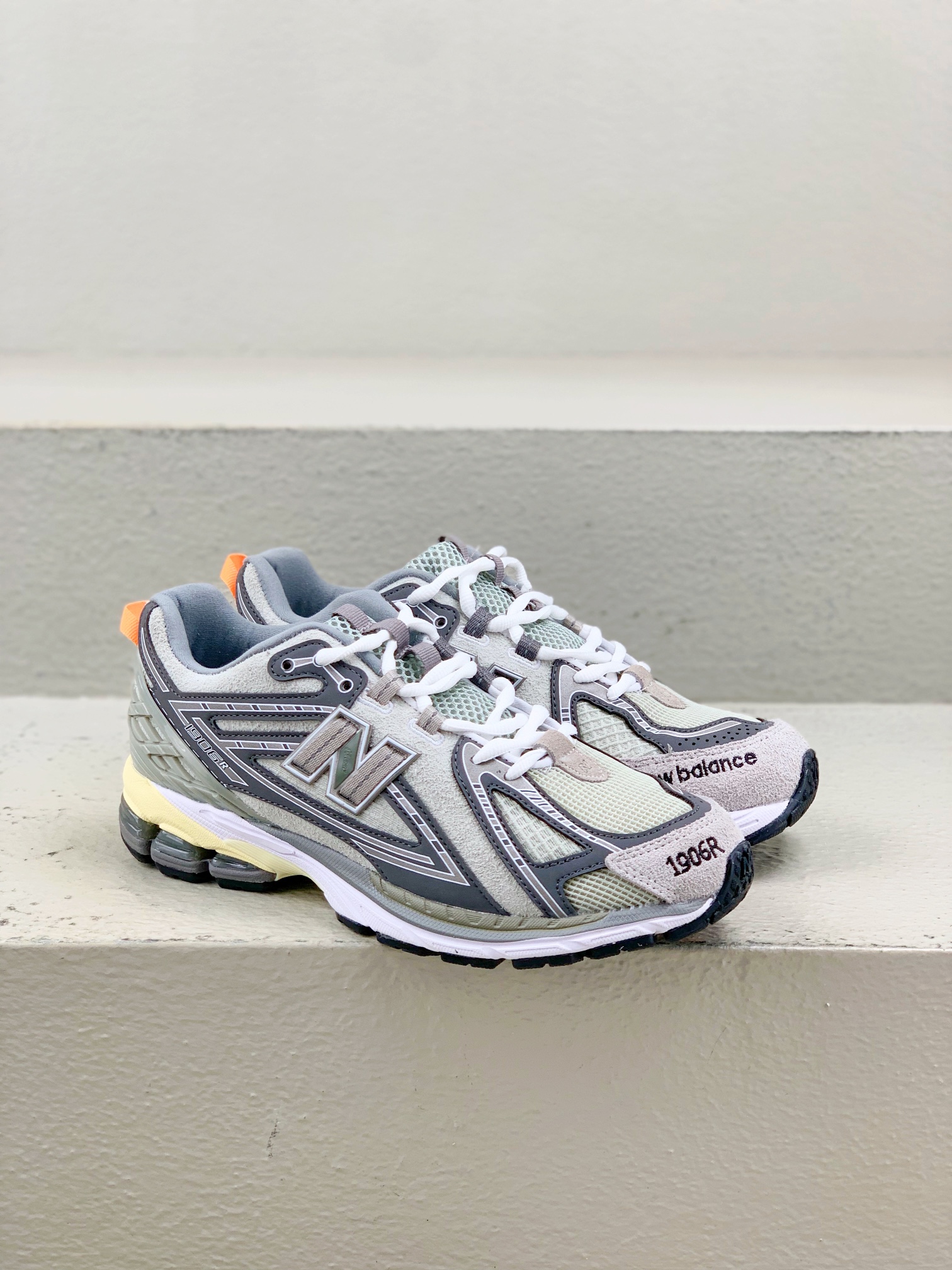 Calvin Klein New Balance Male Running Shoes Mesh Gray Shock Absorbing M-l-s