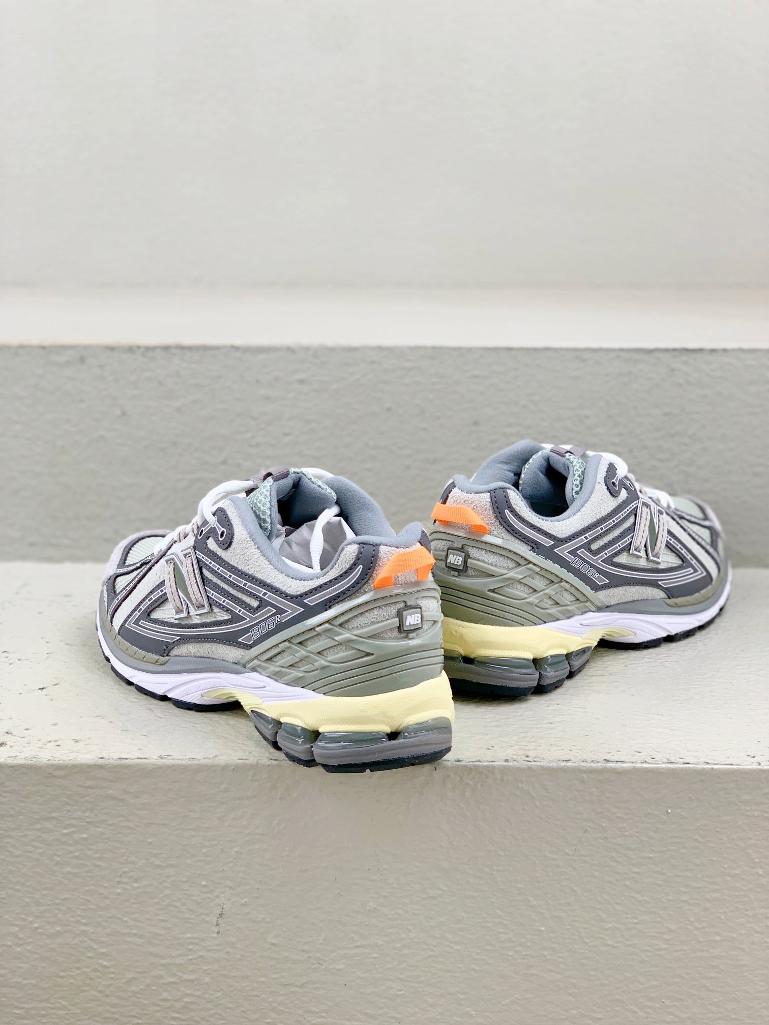 Calvin Klein New Balance Male Running Shoes Mesh Gray Shock Absorbing M-l-s