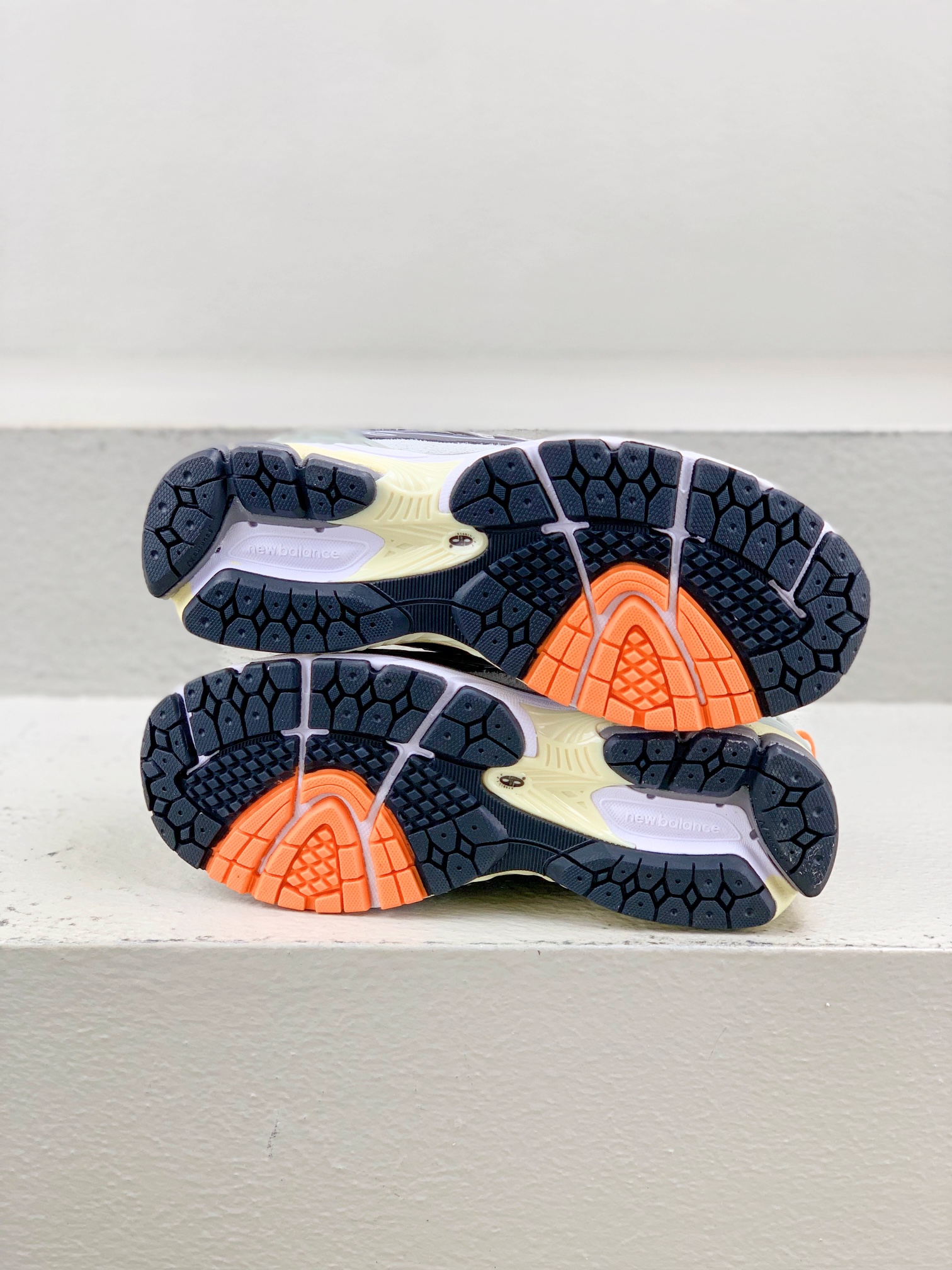 Calvin Klein New Balance Male Running Shoes Mesh Gray Shock Absorbing M-l-s