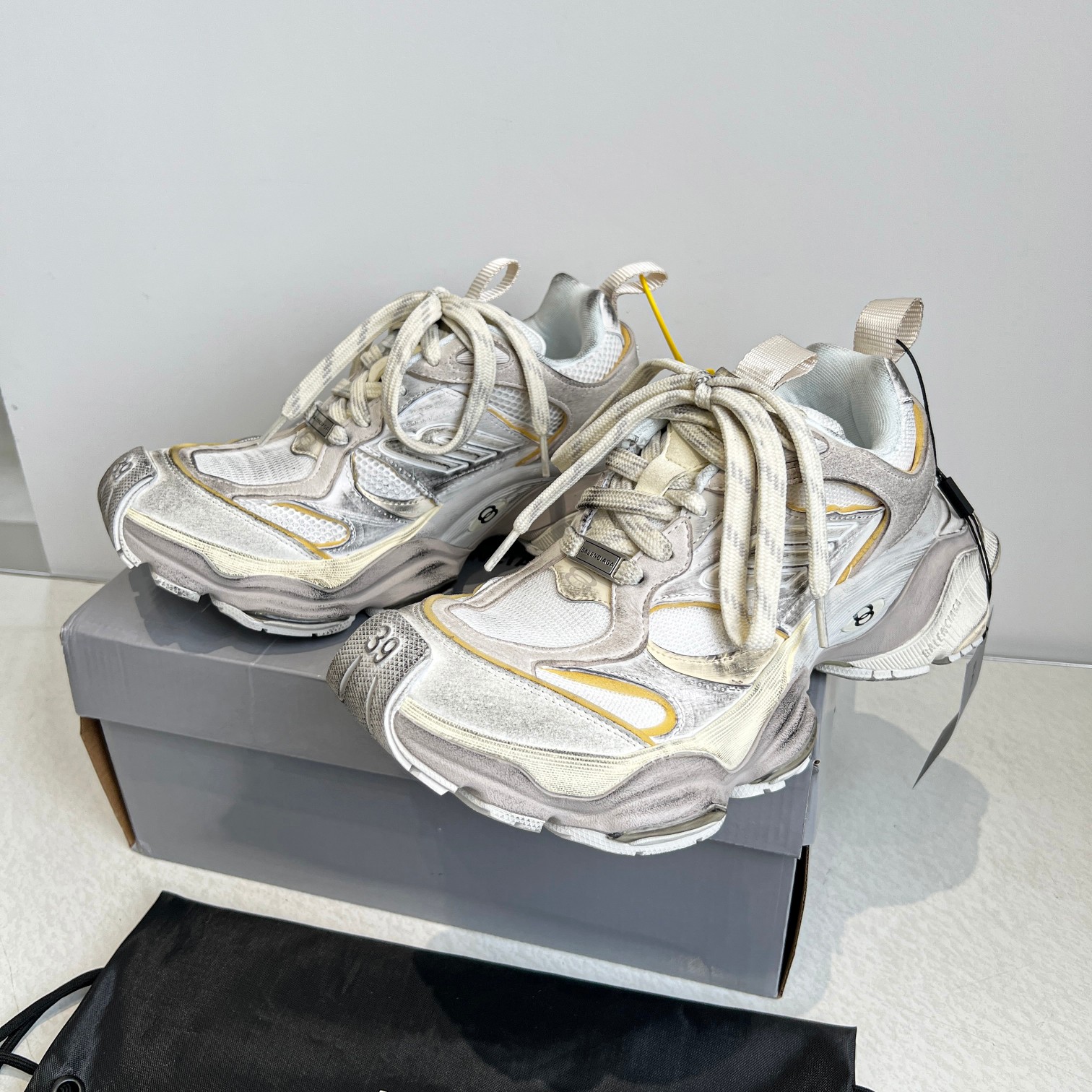 Balenciaga Basic Shoes M-l-s-xl