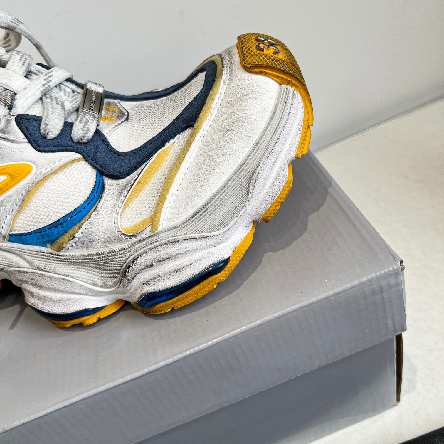 Balenciaga Basic Shoes M-l-s-xl