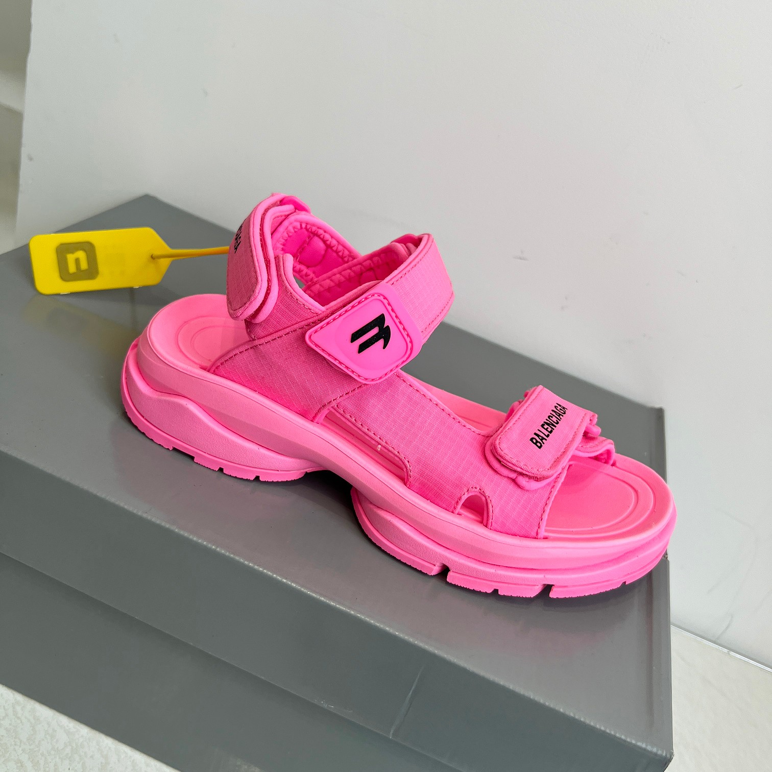 Balenciaga Sandals Mesh Breathable L-s-xl