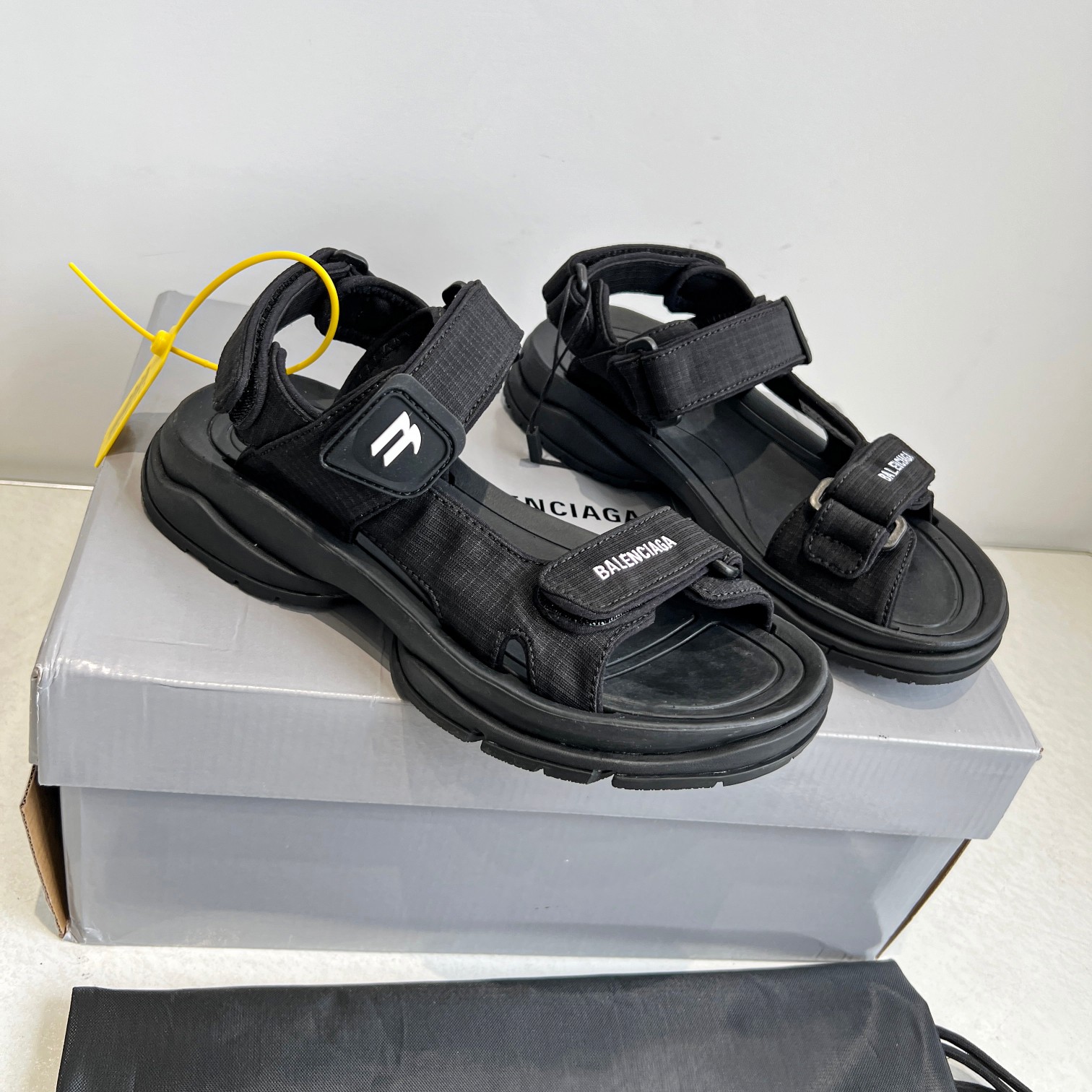 Balenciaga Sandals Mesh Breathable L-s-xl