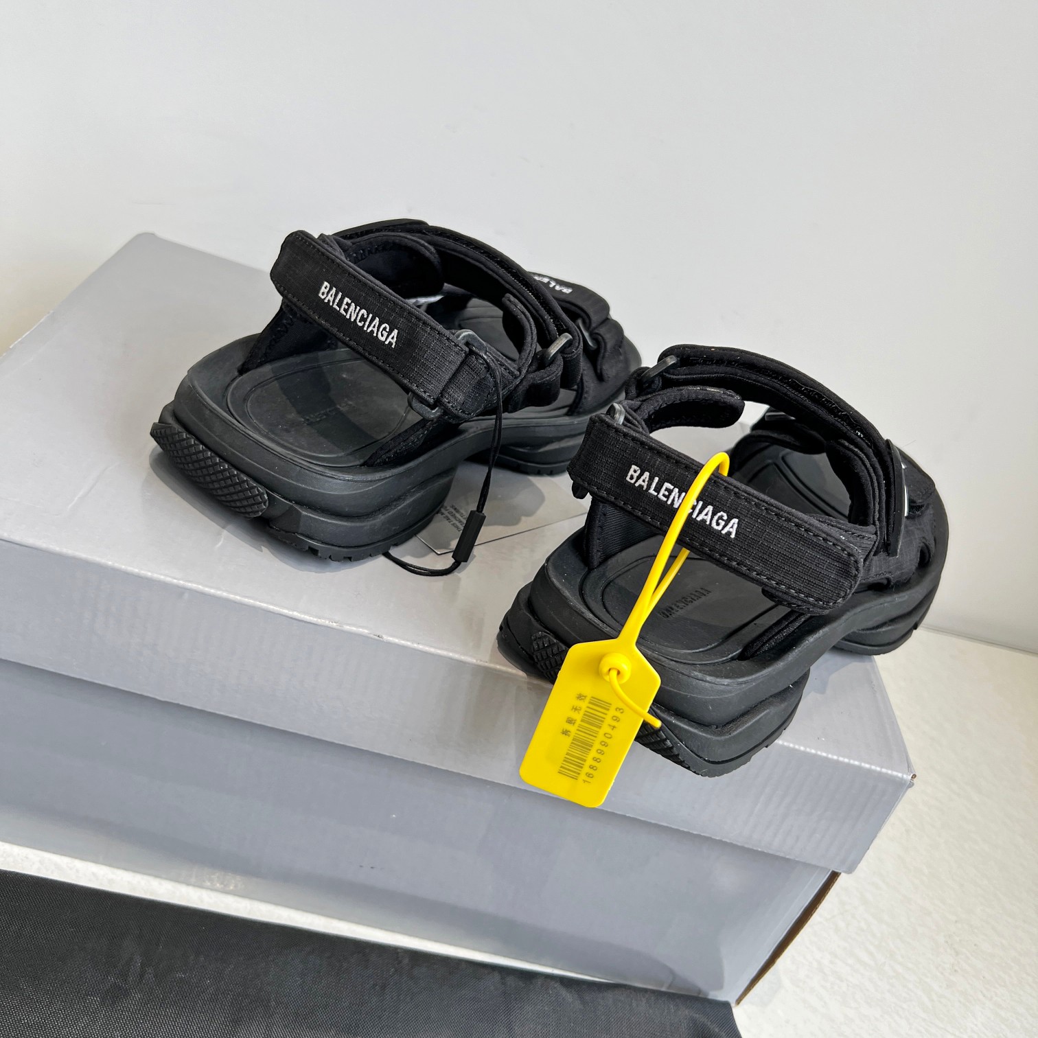 Balenciaga Sandals Mesh Breathable L-s-xl