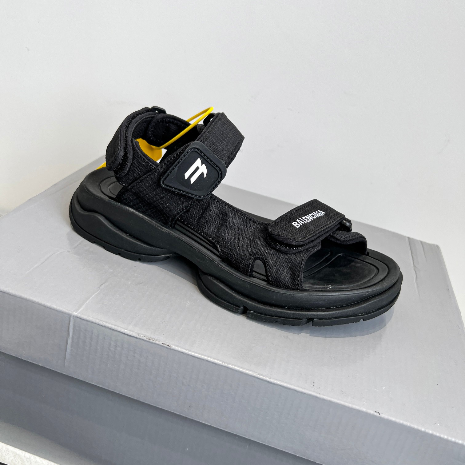 Balenciaga Sandals Mesh Breathable L-s-xl