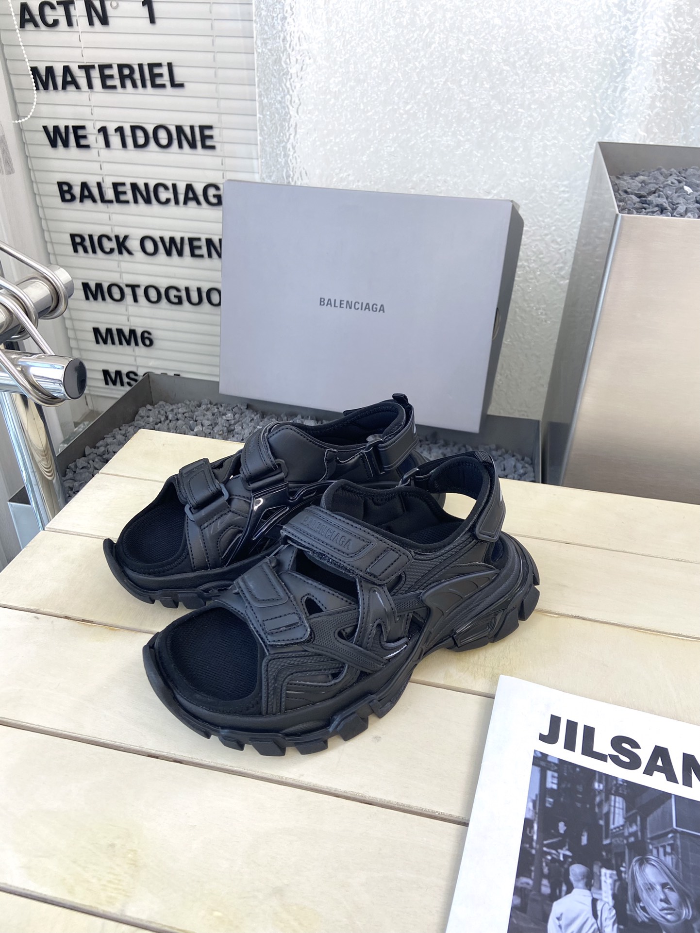 Calvin Klein Couple Sandals M-l