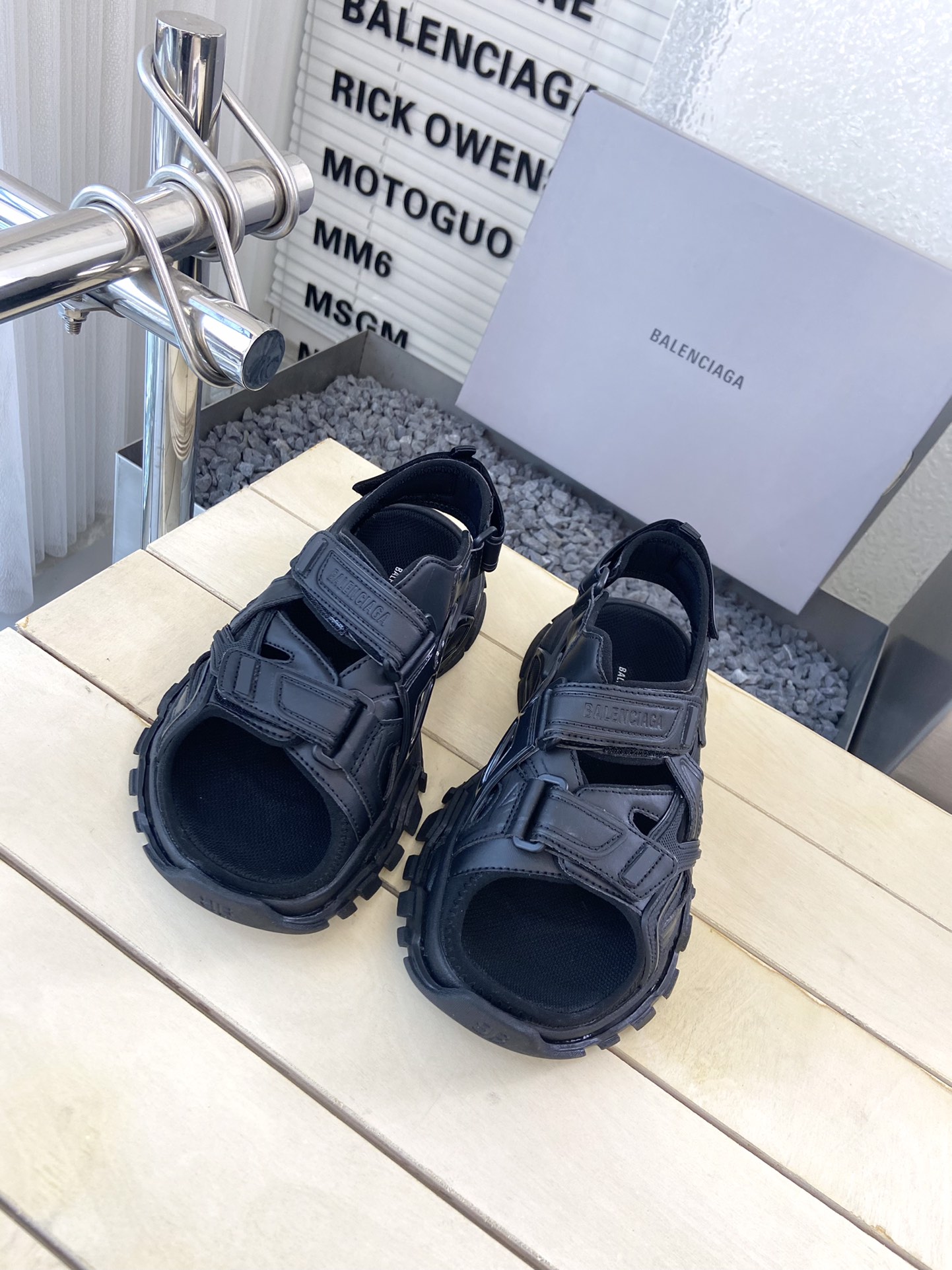 Calvin Klein Couple Sandals M-l