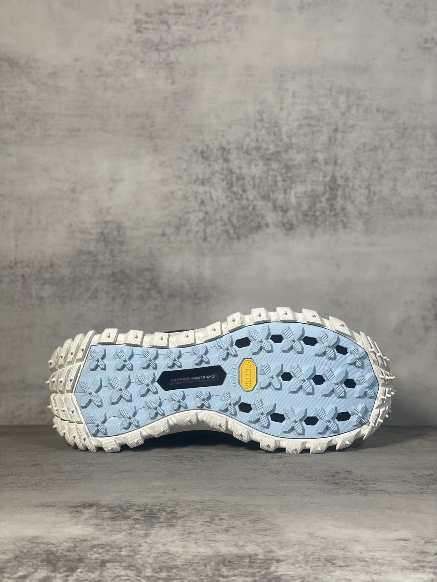 Moncler Sneakers Shock Absorbing M-l
